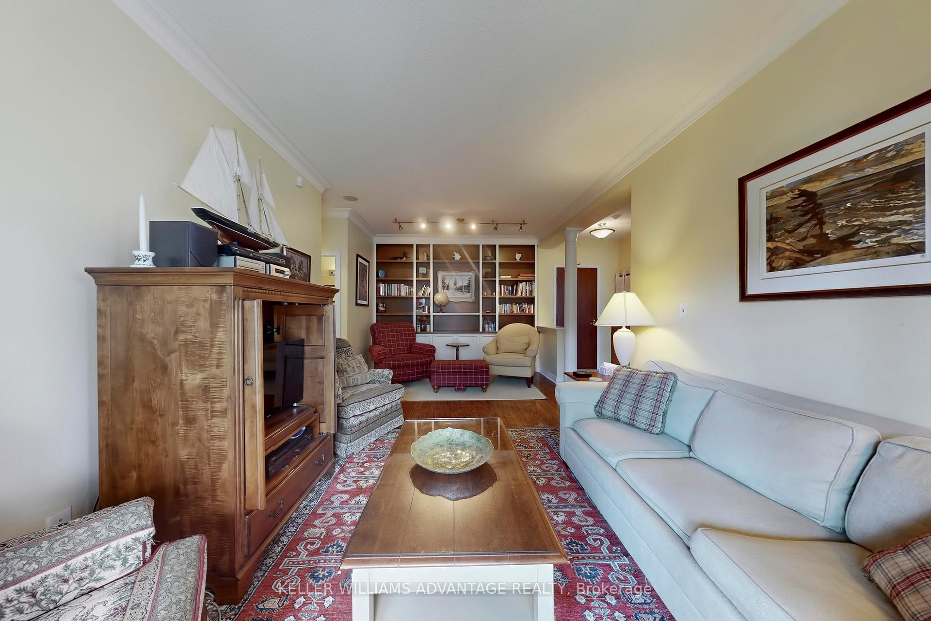Photo 2 of Unit 214, 35 Boardwalk Drive, Toronto, The Beaches — HOMEH