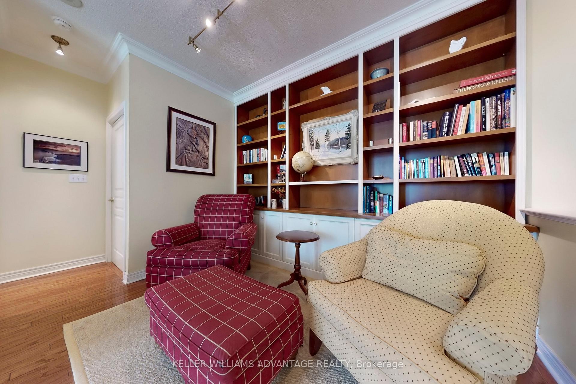 Photo 5 of Unit 214, 35 Boardwalk Drive, Toronto, The Beaches — HOMEH