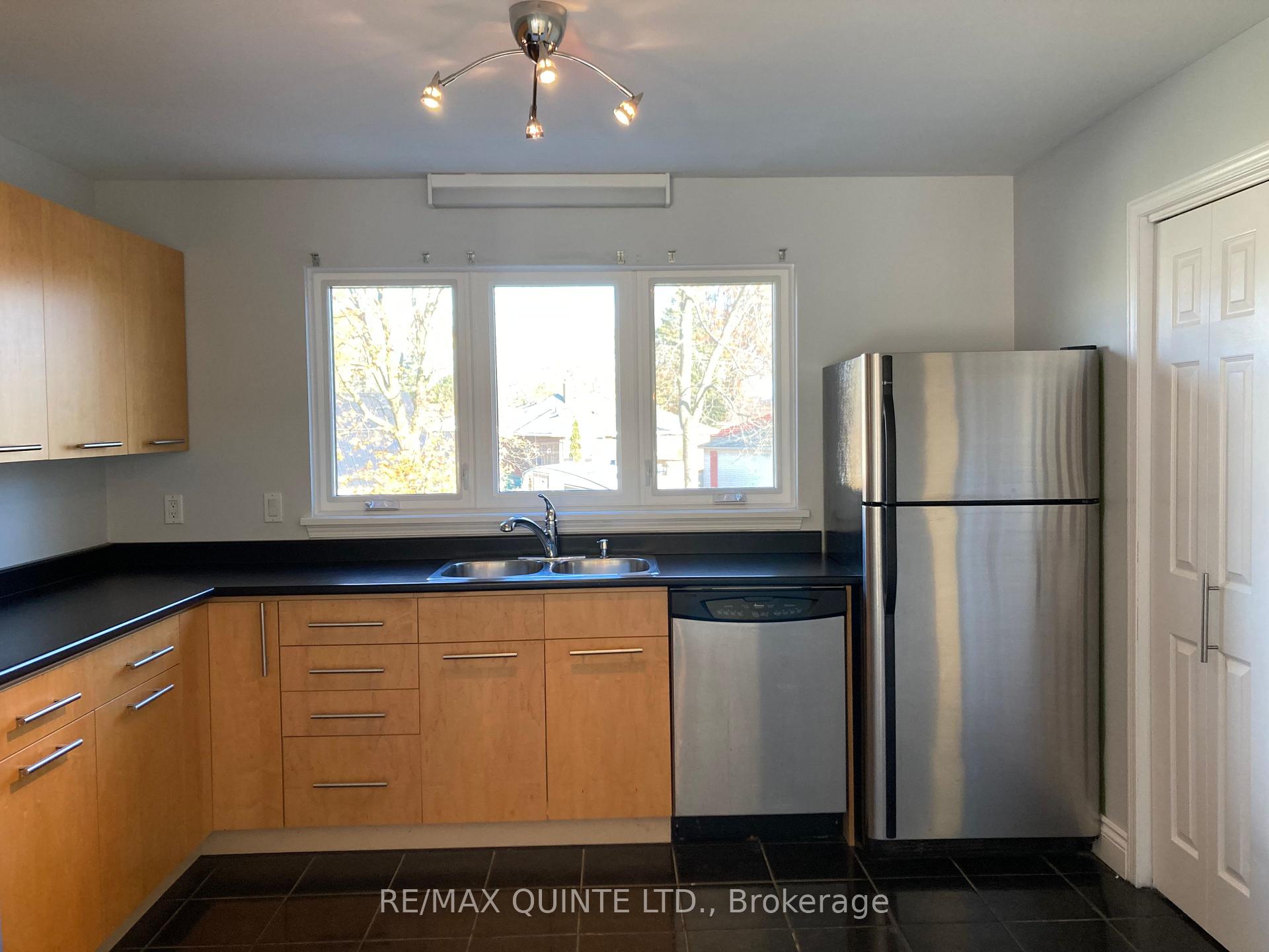 Photo 7 of Unit 14, 179 Herchimer Avenue, Belleville, Belleville Ward — HOMEH