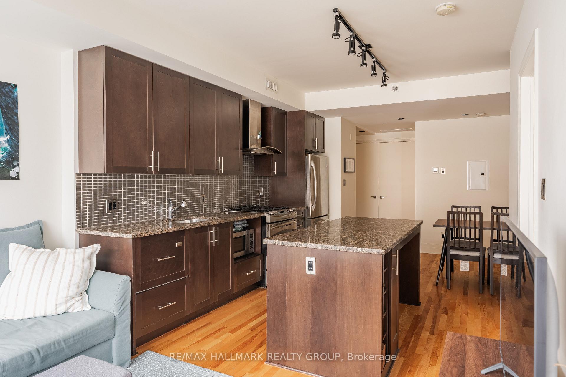 Photo 30 of Unit 203, 808 Bronson Avenue, Ottawa, Dows Lake — HOMEH