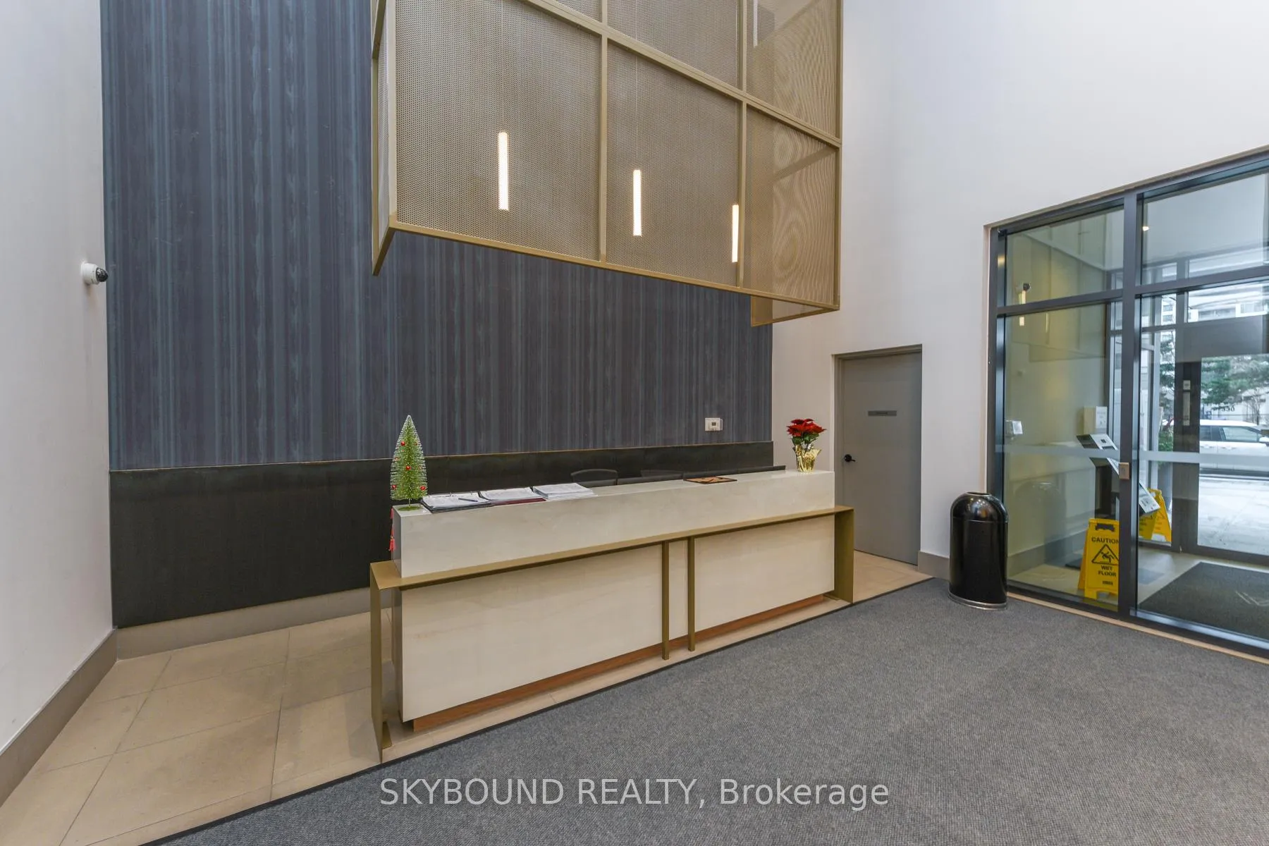 Photo 9 of Unit 512, 430 Square One Drive, Mississauga, City Centre — HOMEH