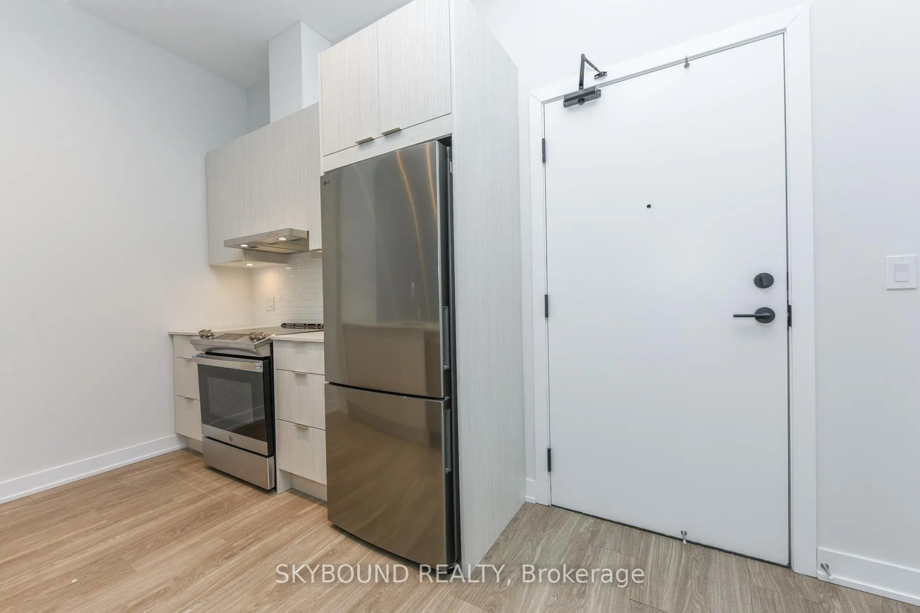 Photo 15 of Unit 512, 430 Square One Drive, Mississauga, City Centre — HOMEH