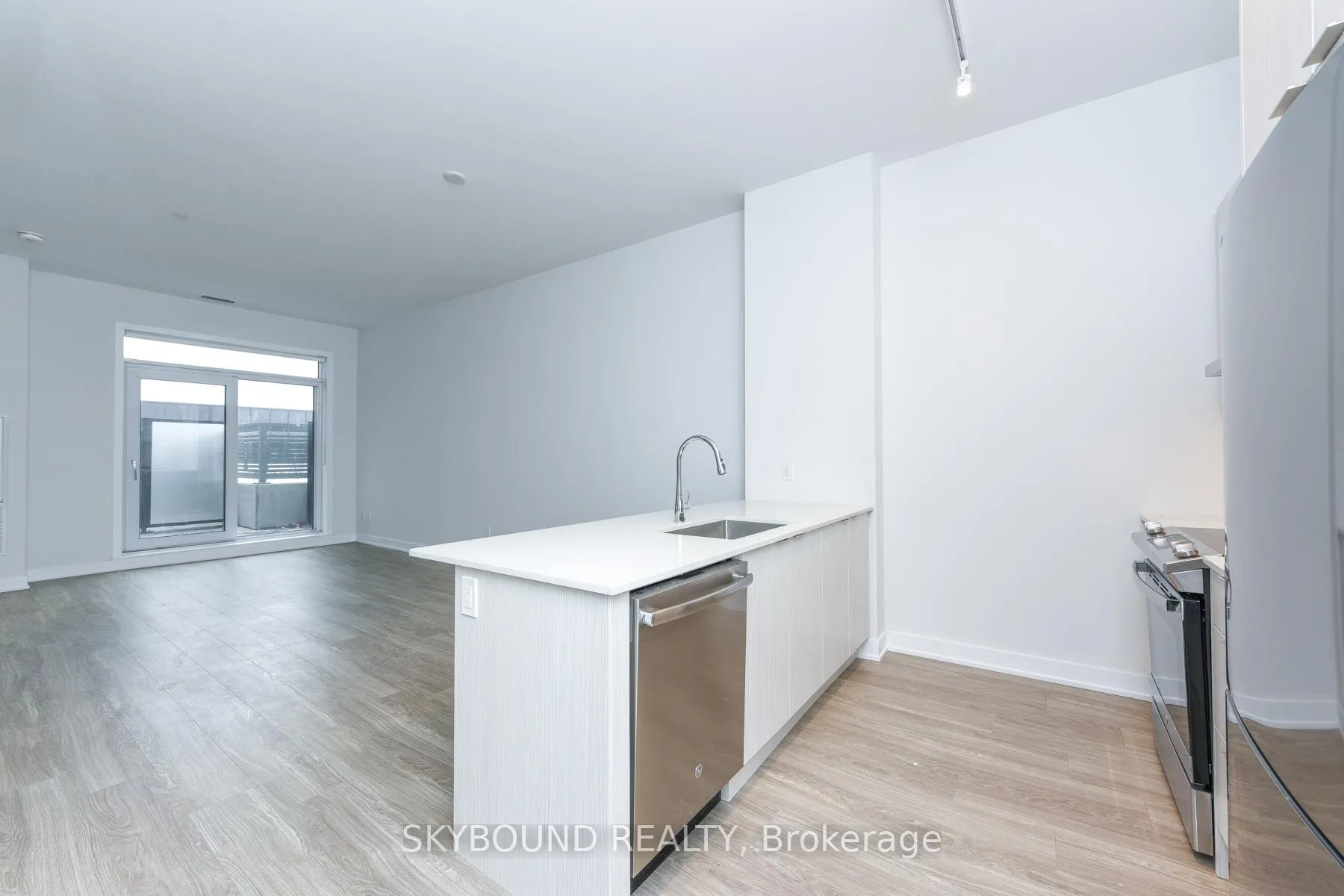 Photo 23 of Unit 512, 430 Square One Drive, Mississauga, City Centre — HOMEH