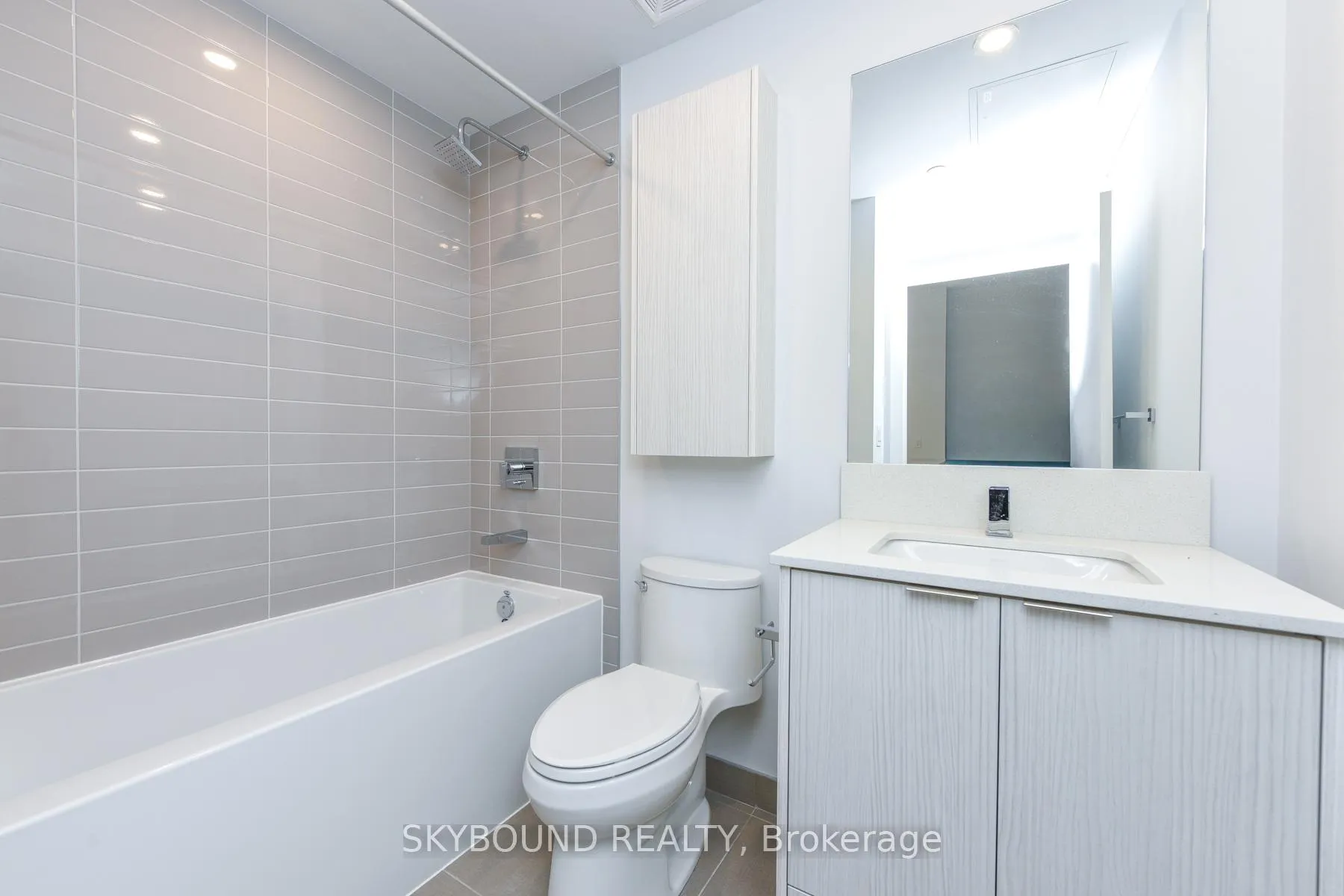 Photo 25 of Unit 512, 430 Square One Drive, Mississauga, City Centre — HOMEH