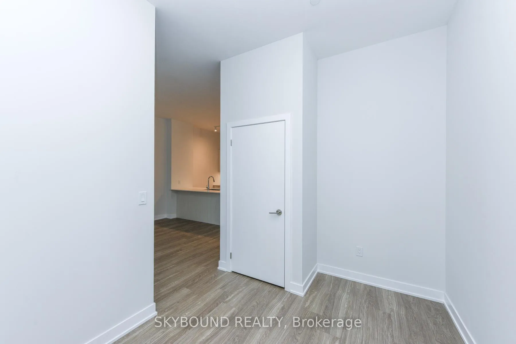 Photo 38 of Unit 512, 430 Square One Drive, Mississauga, City Centre — HOMEH