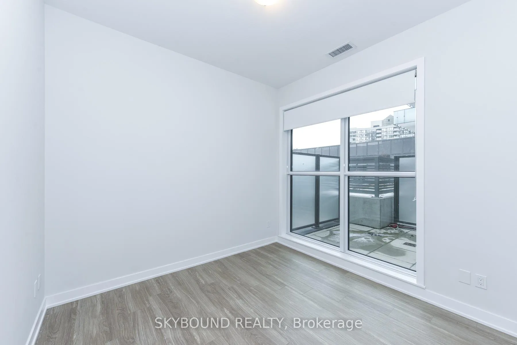 Photo 46 of Unit 512, 430 Square One Drive, Mississauga, City Centre — HOMEH
