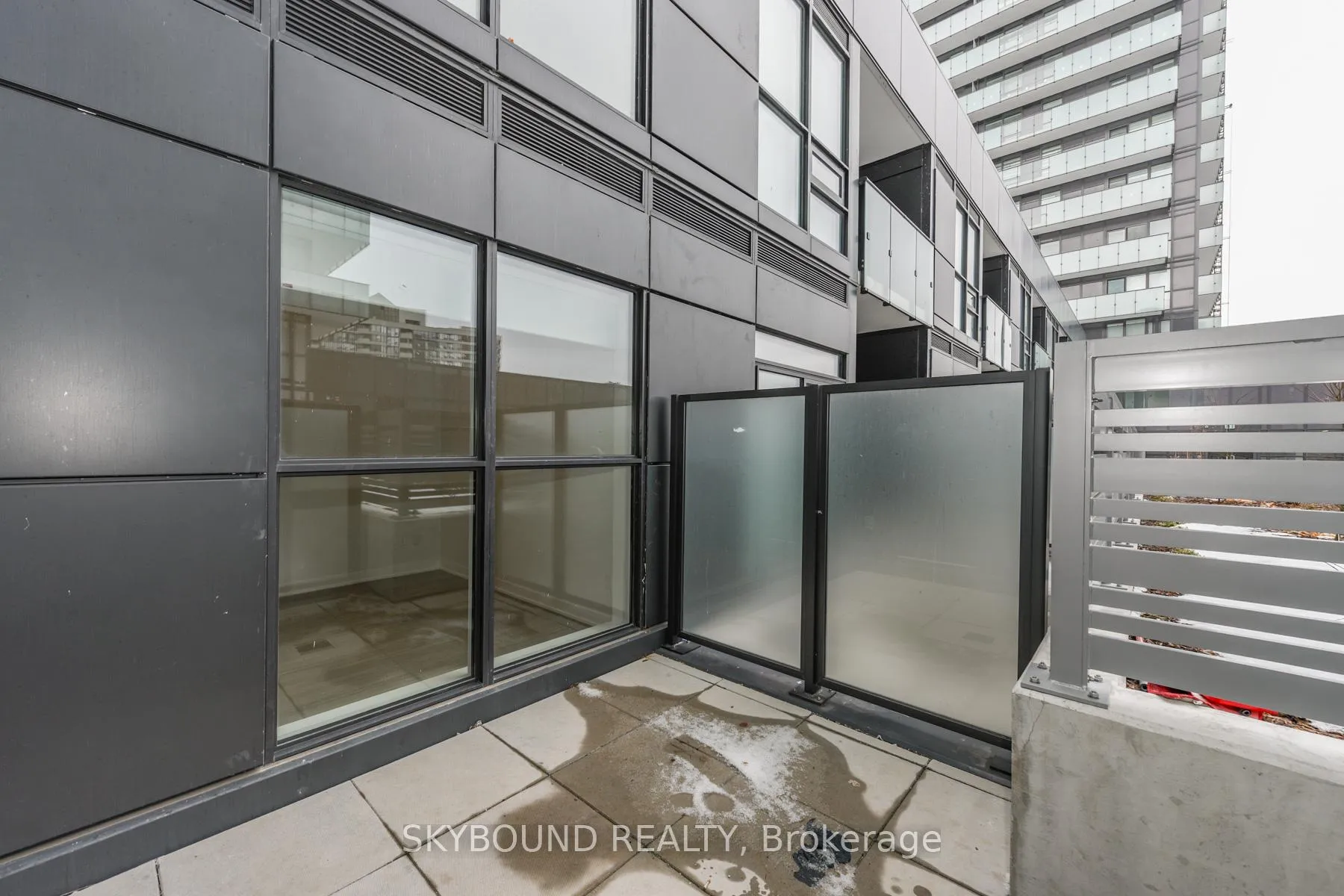 Photo 59 of Unit 512, 430 Square One Drive, Mississauga, City Centre — HOMEH