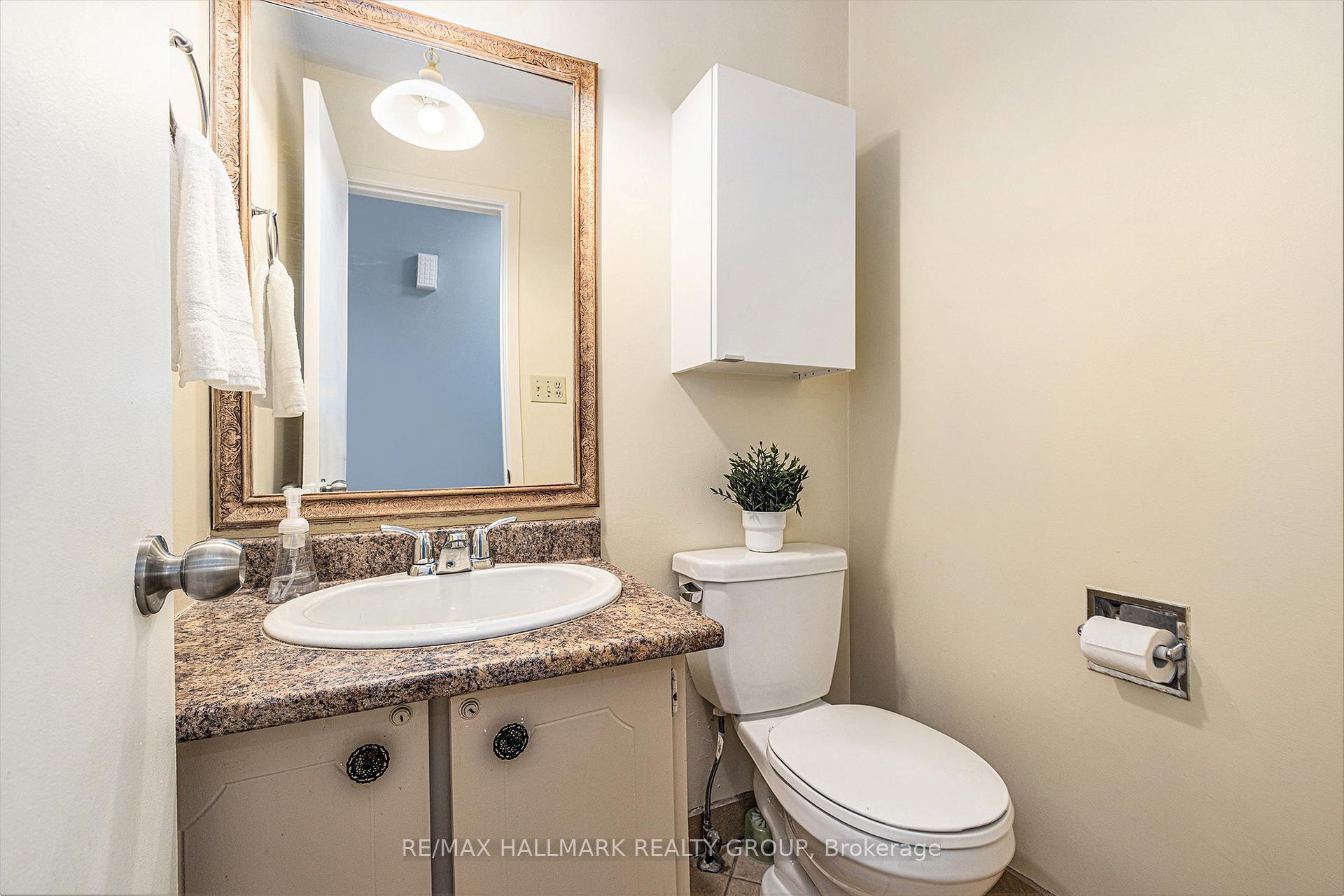 Photo 11 of 2025 Kelden Crescent, Ottawa, Blackburn Hamlet (South) — HOMEH