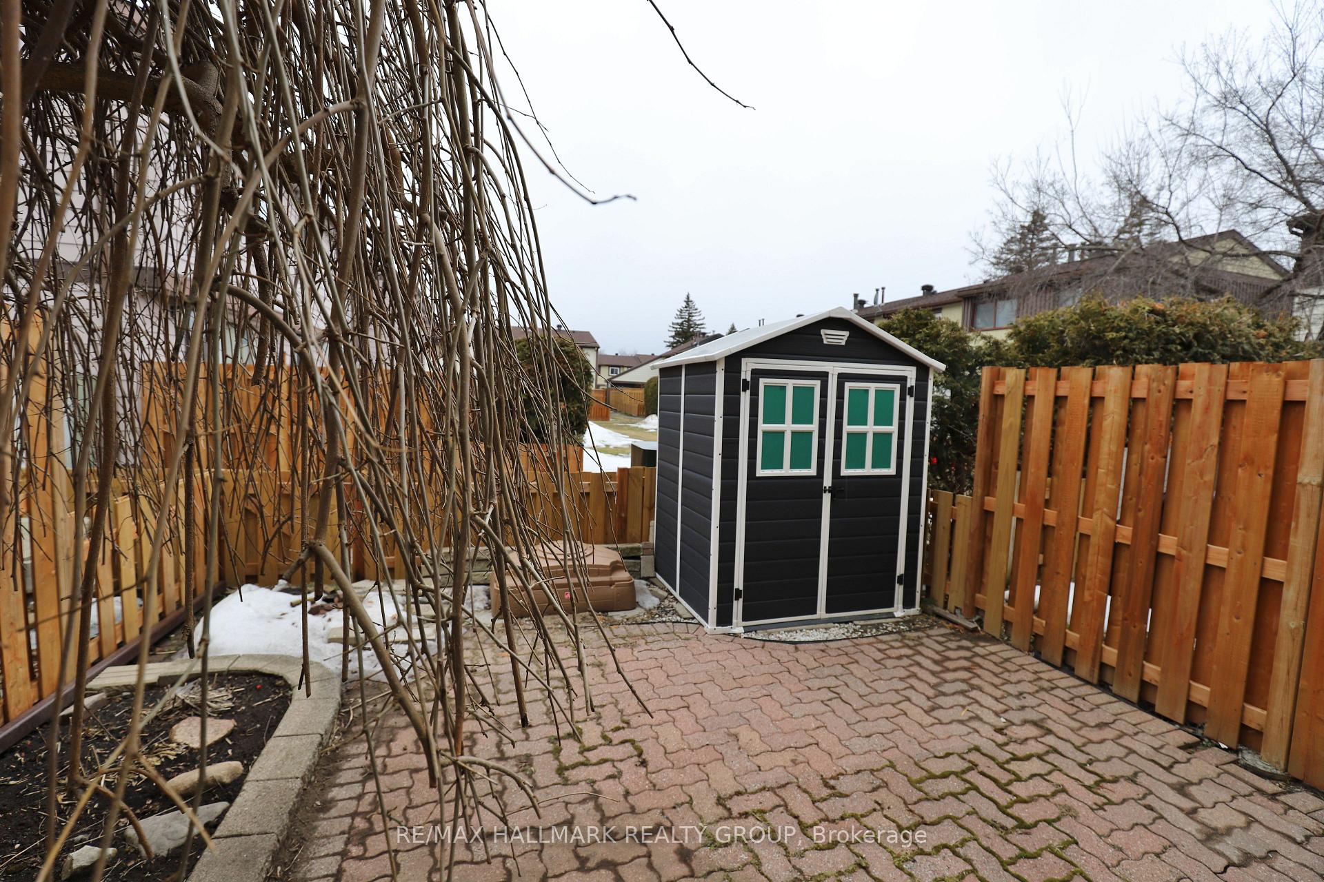Photo 27 of 2025 Kelden Crescent, Ottawa, Blackburn Hamlet (South) — HOMEH