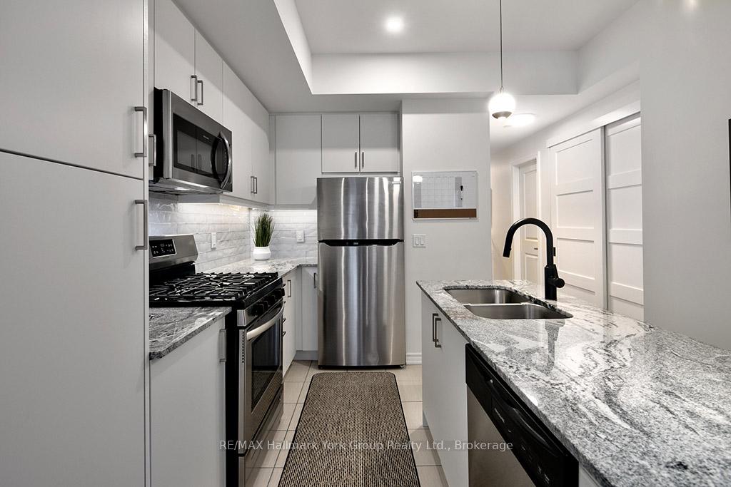 Photo 12 of Unit 405, 17 Spooner Crescent, Collingwood — HOMEH
