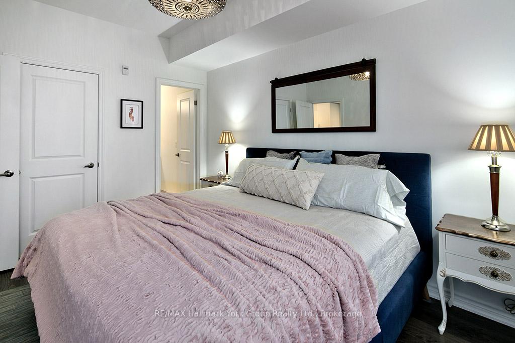 Photo 17 of Unit 405, 17 Spooner Crescent, Collingwood — HOMEH