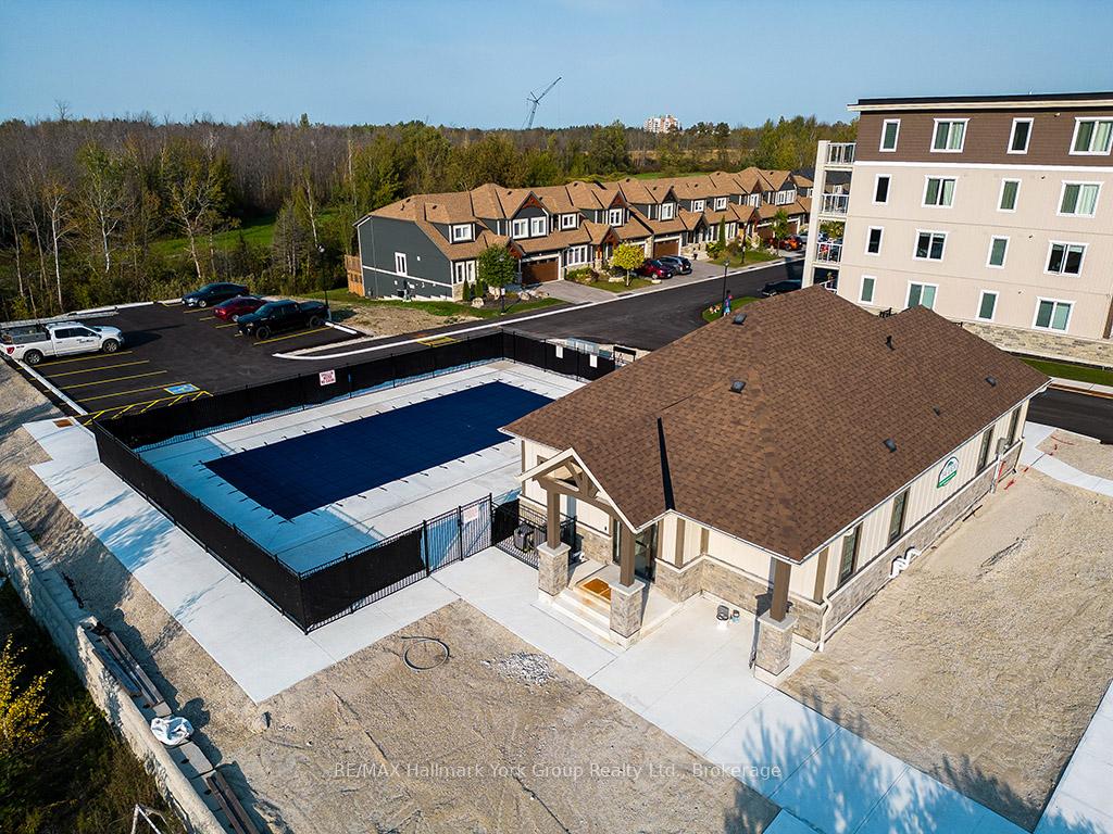Photo 32 of Unit 405, 17 Spooner Crescent, Collingwood — HOMEH