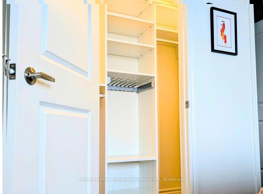 Photo 34 of Unit 405, 17 Spooner Crescent, Collingwood — HOMEH