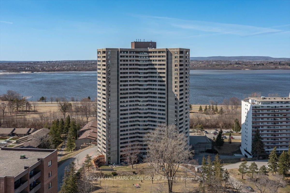 Photo 1 of Unit 1507, 1081 Ambleside Drive, Ottawa, Woodroffe — HOMEH