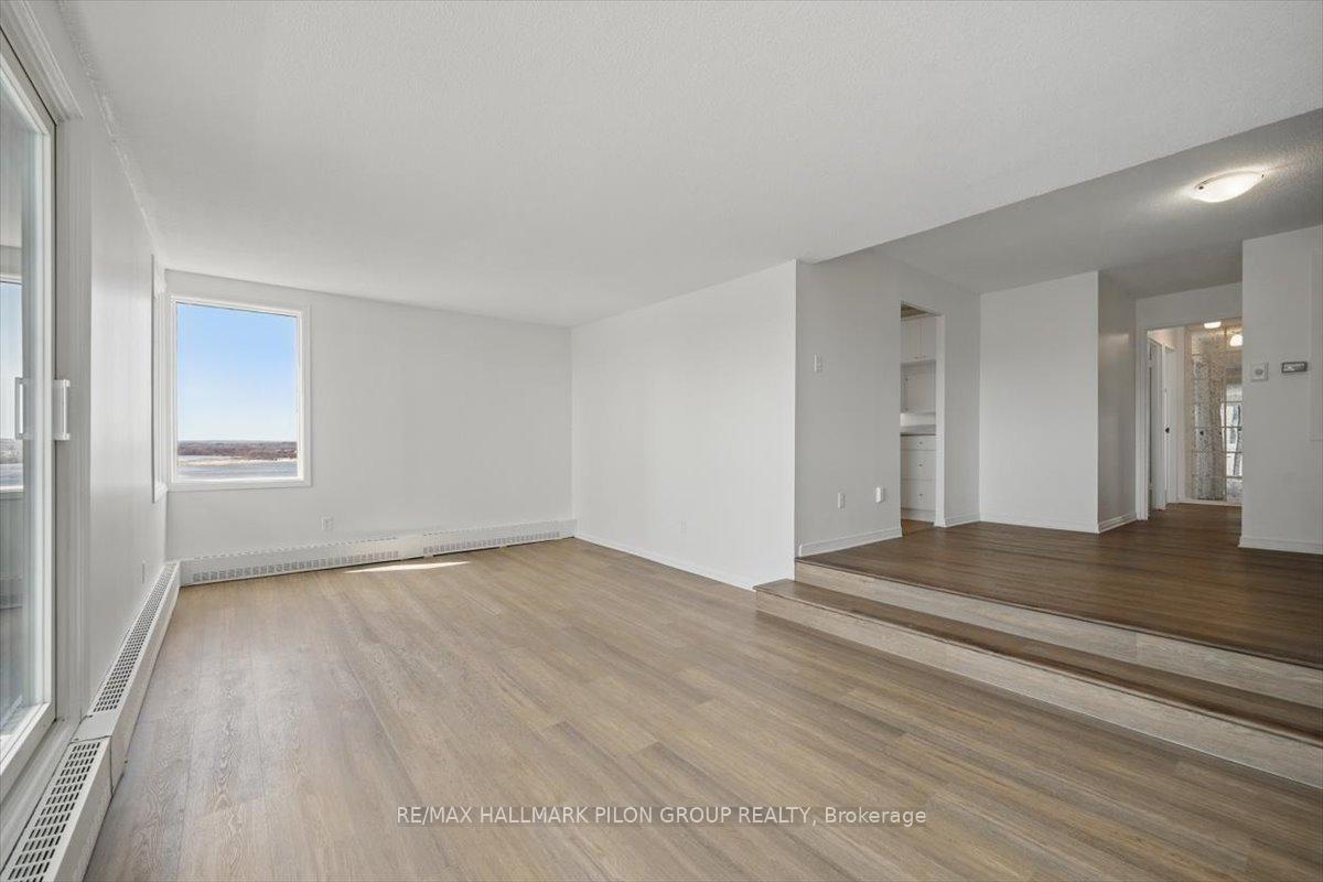Photo 4 of Unit 1507, 1081 Ambleside Drive, Ottawa, Woodroffe — HOMEH