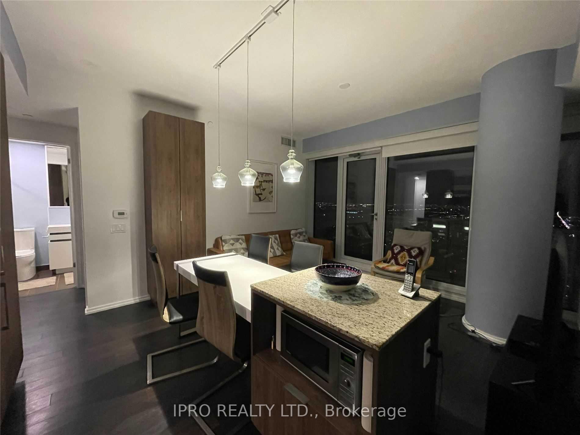 Photo 23 of Unit 5505, 197 Yonge Street, Toronto, Church-Yonge Corridor — HOMEH