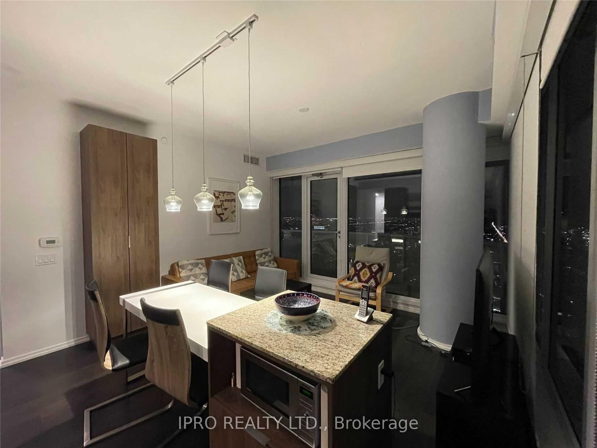 Photo 28 of Unit 5505, 197 Yonge Street, Toronto, Church-Yonge Corridor — HOMEH