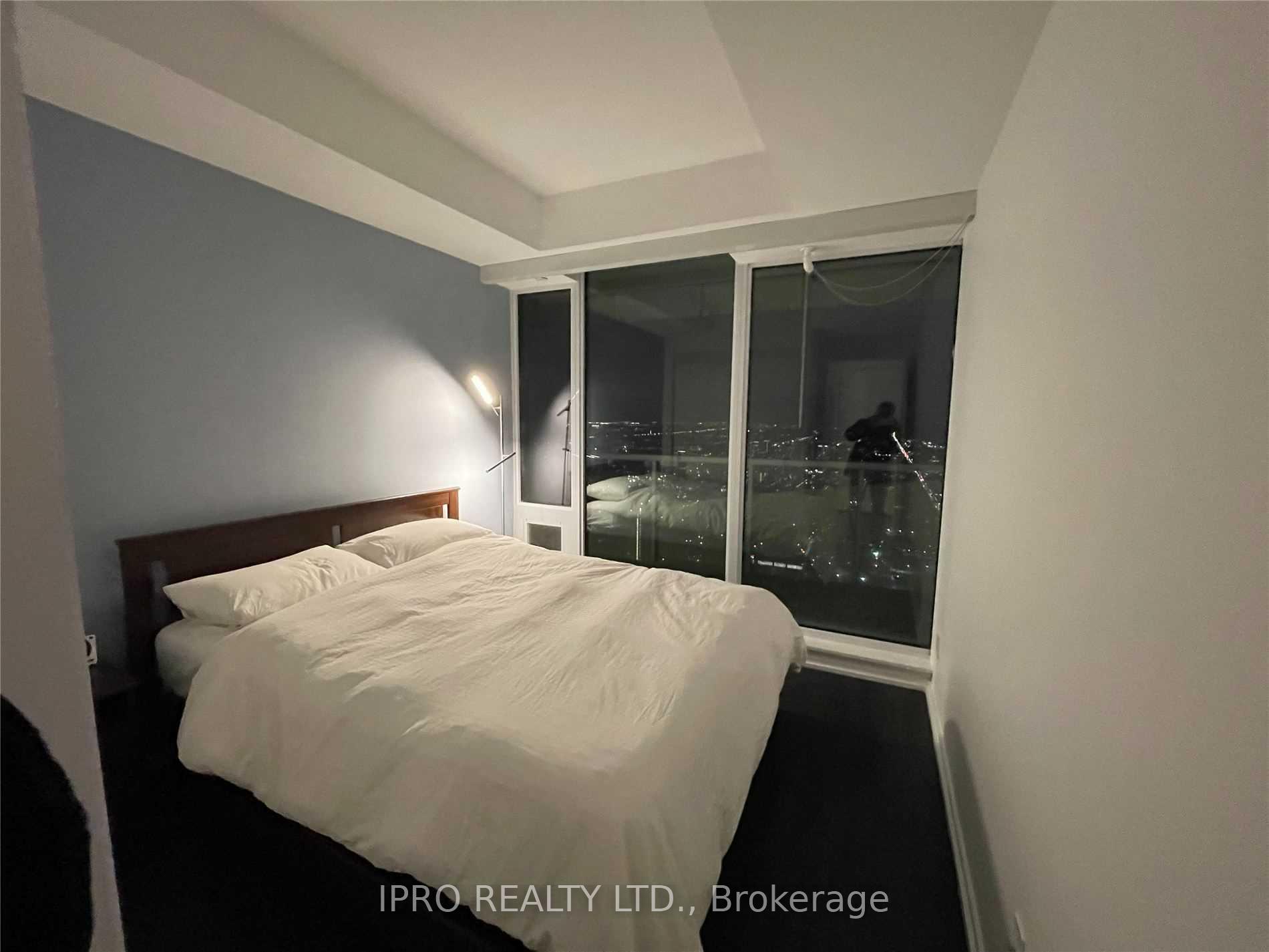Photo 35 of Unit 5505, 197 Yonge Street, Toronto, Church-Yonge Corridor — HOMEH