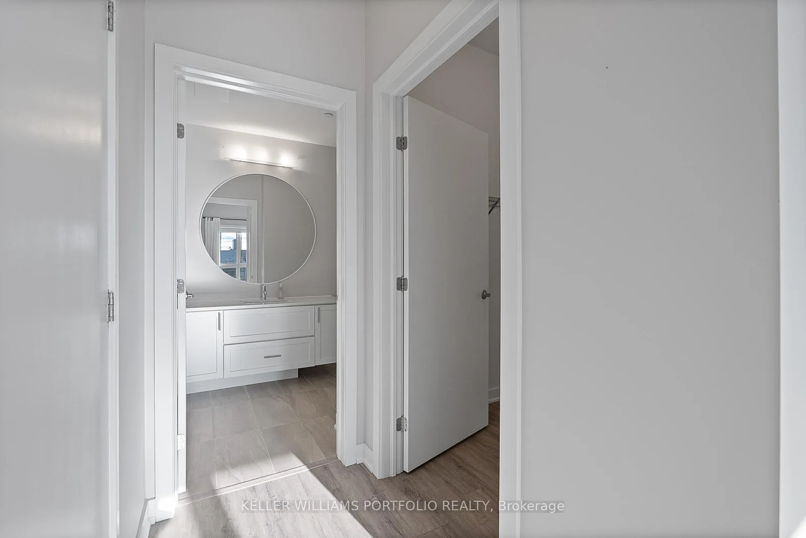 Photo 19 of Unit 611, 340 Plains Road E, Burlington, LaSalle — HOMEH