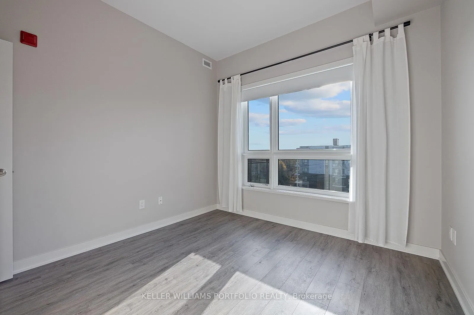 Photo 25 of Unit 611, 340 Plains Road E, Burlington, LaSalle — HOMEH
