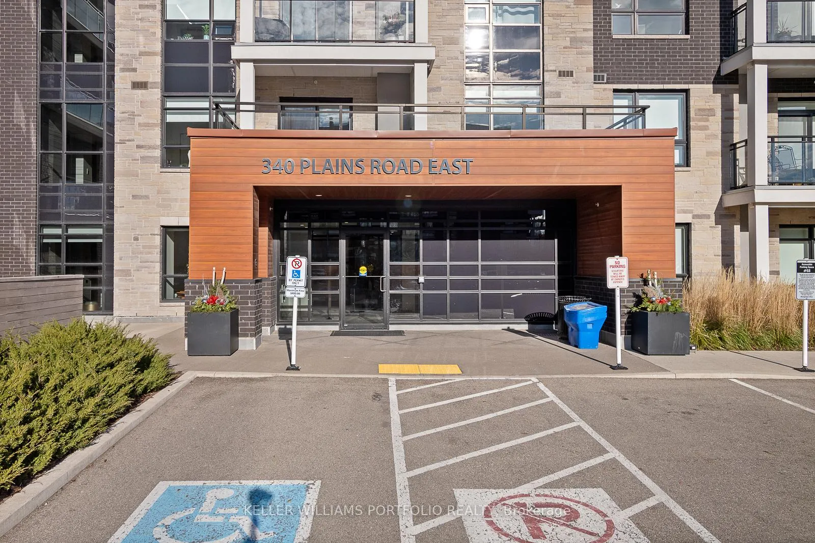 Photo 35 of Unit 611, 340 Plains Road E, Burlington, LaSalle — HOMEH