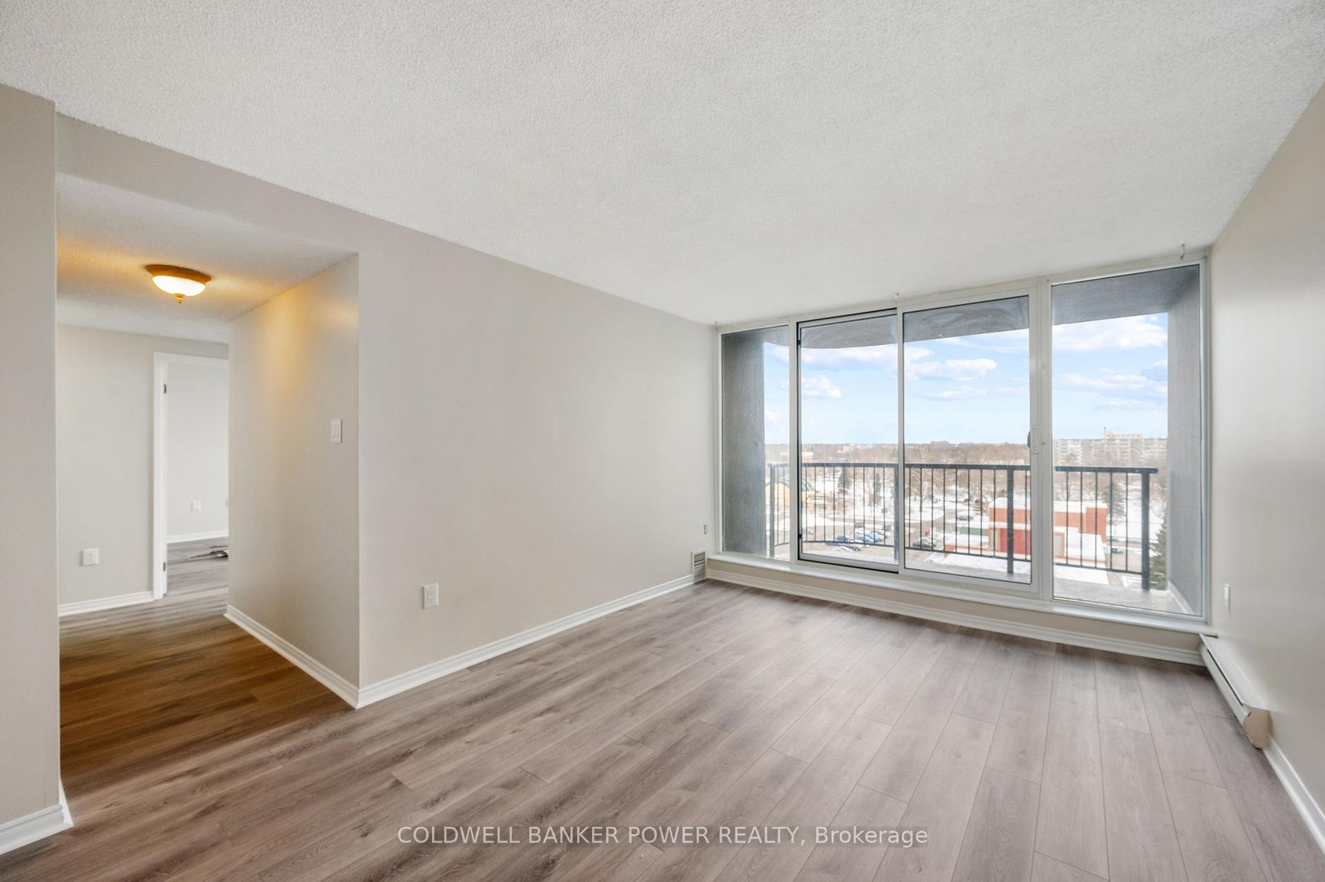 Photo 9 of Unit 1006, 155 Kent Street E, London, East F — HOMEH