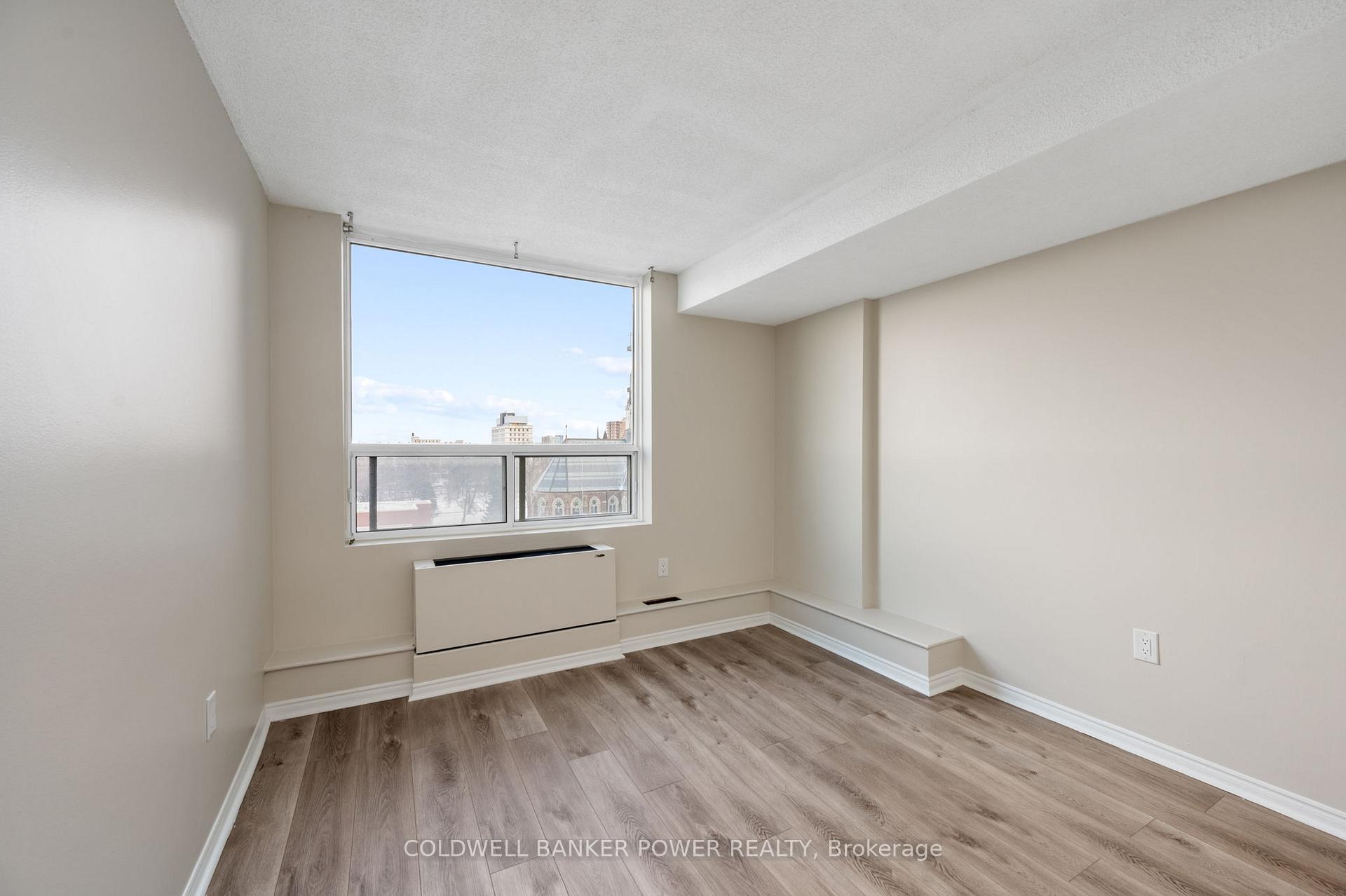 Photo 16 of Unit 1006, 155 Kent Street E, London, East F — HOMEH