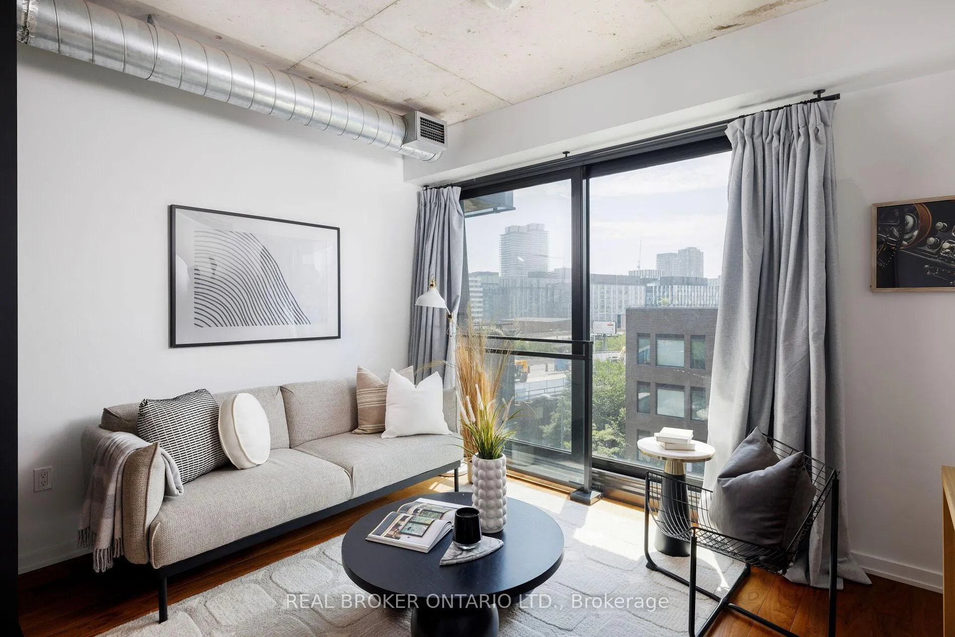 Photo 3 of Unit 539, 47 Lower River Street, Toronto, Moss Park — HOMEH