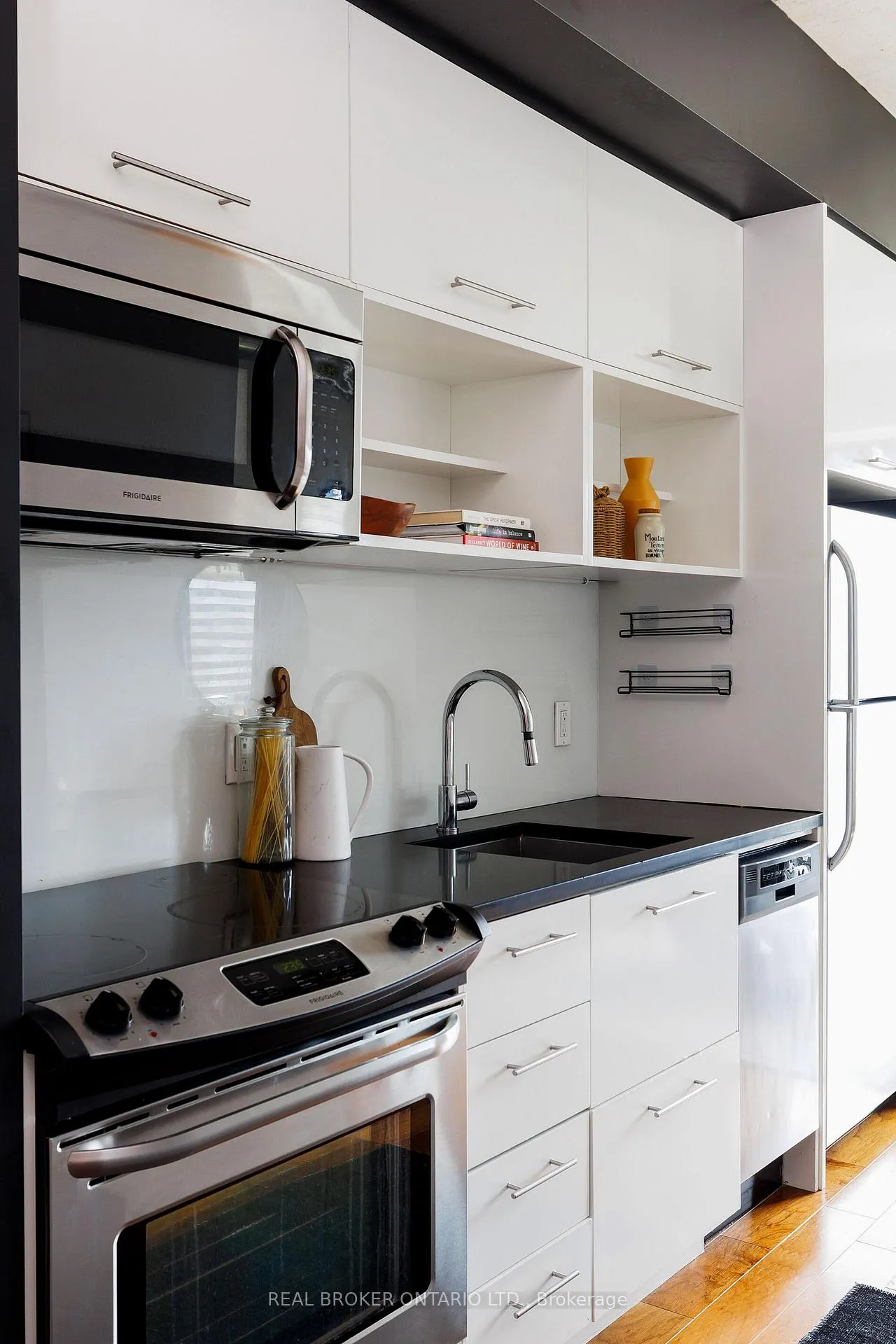 Photo 7 of Unit 539, 47 Lower River Street, Toronto, Moss Park — HOMEH