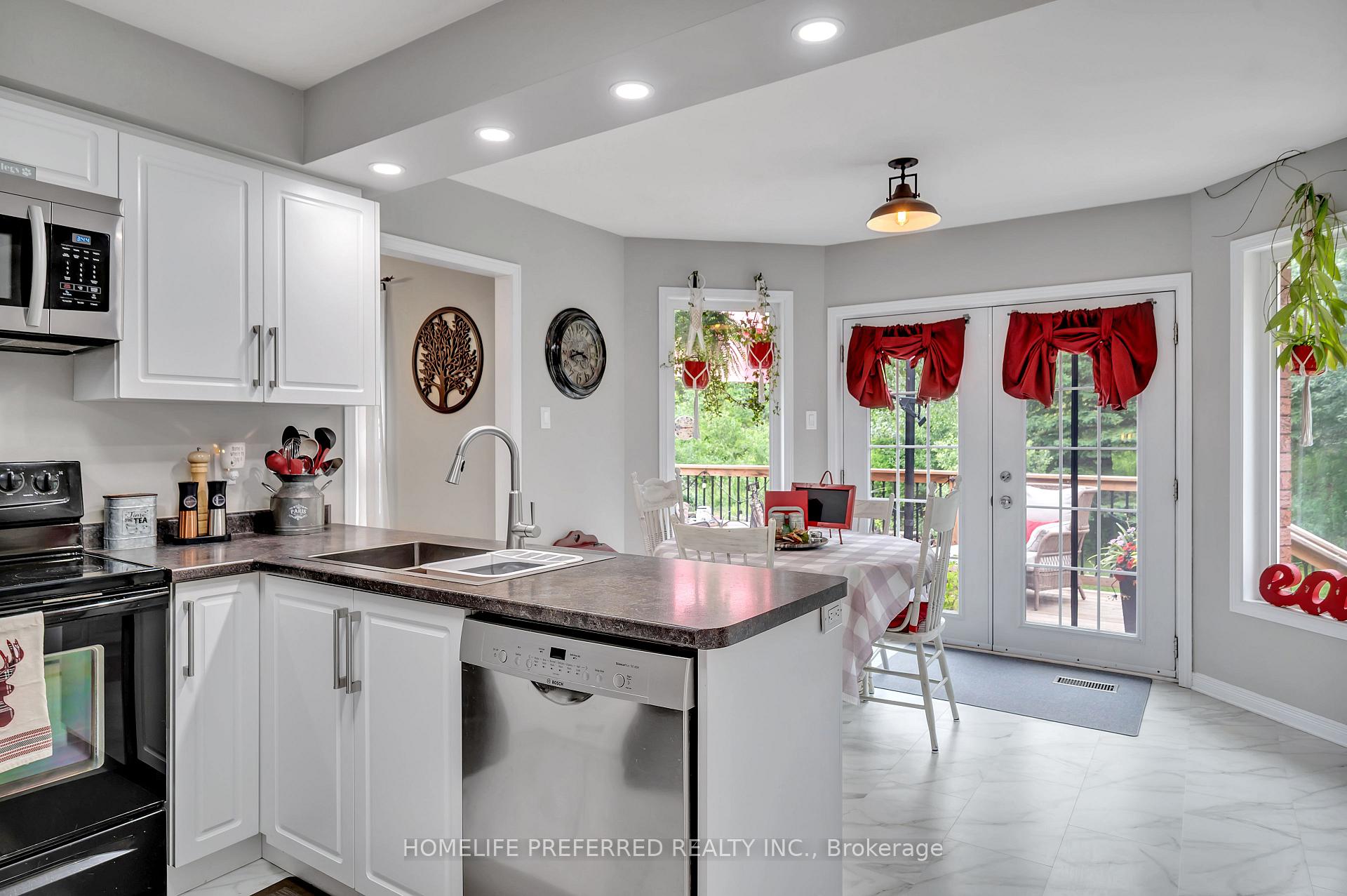 Photo 12 of 2403 Kennedy Drive, Cavan Monaghan, Cavan Twp — HOMEH