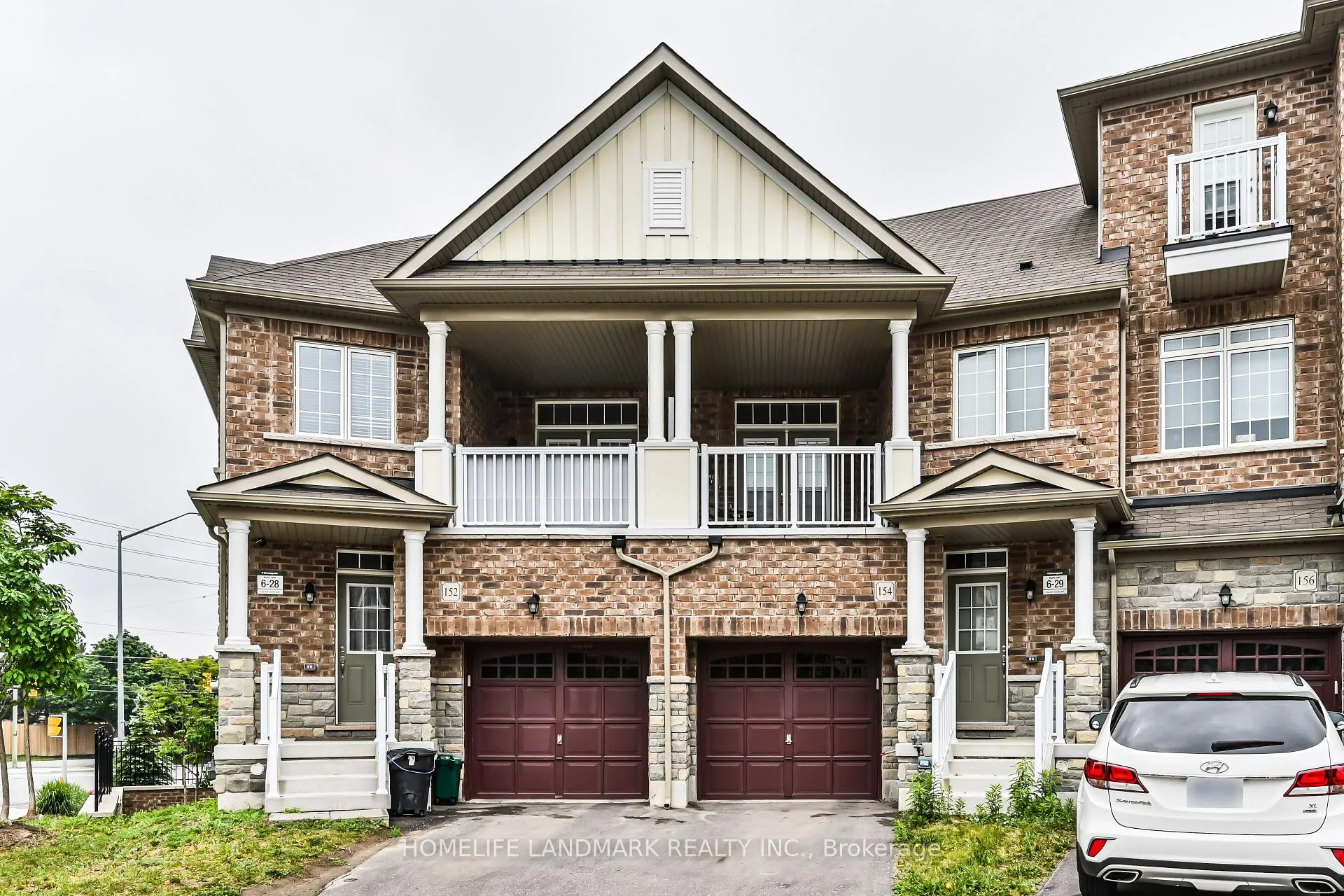 Front of Unit Bsmt, 154 Roy Grove Way