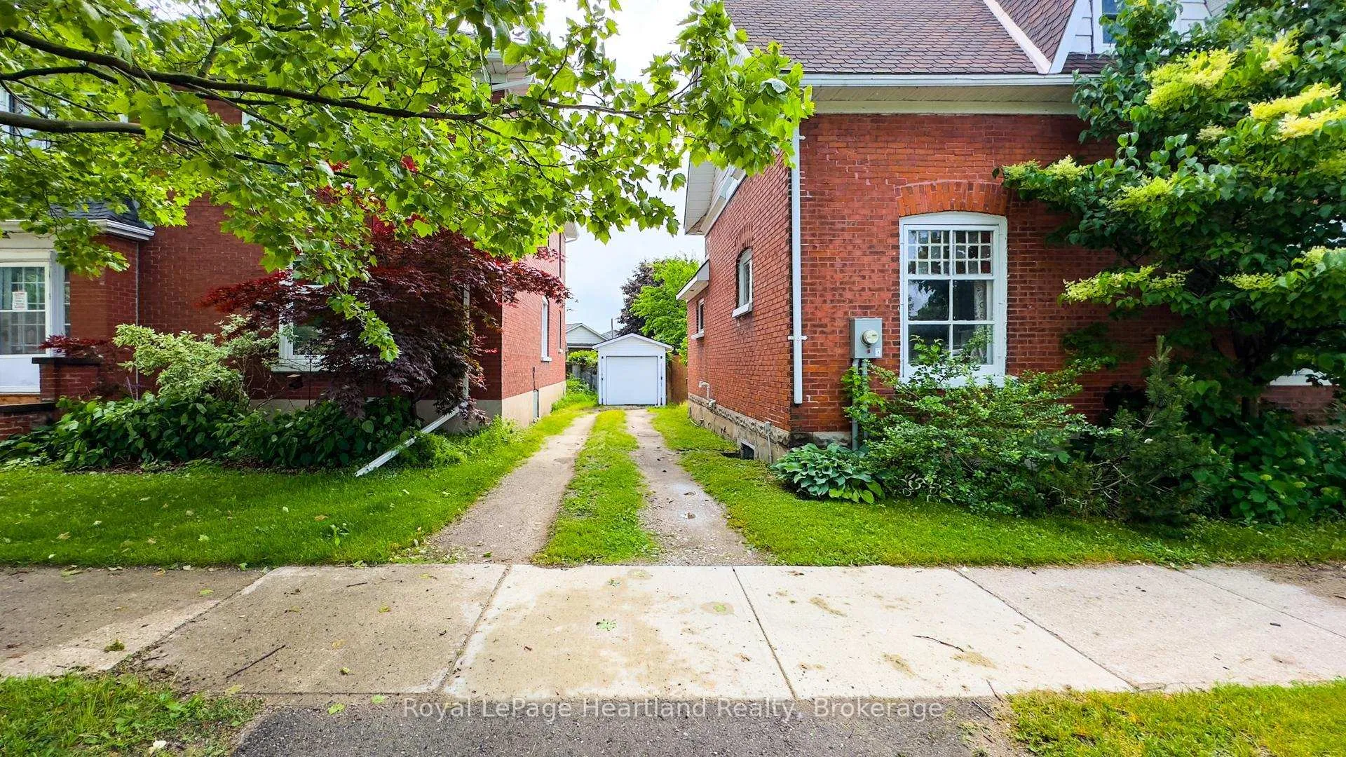 Photo 47 of 132 Elgin Avenue E, Goderich, Goderich (Town) — HOMEH