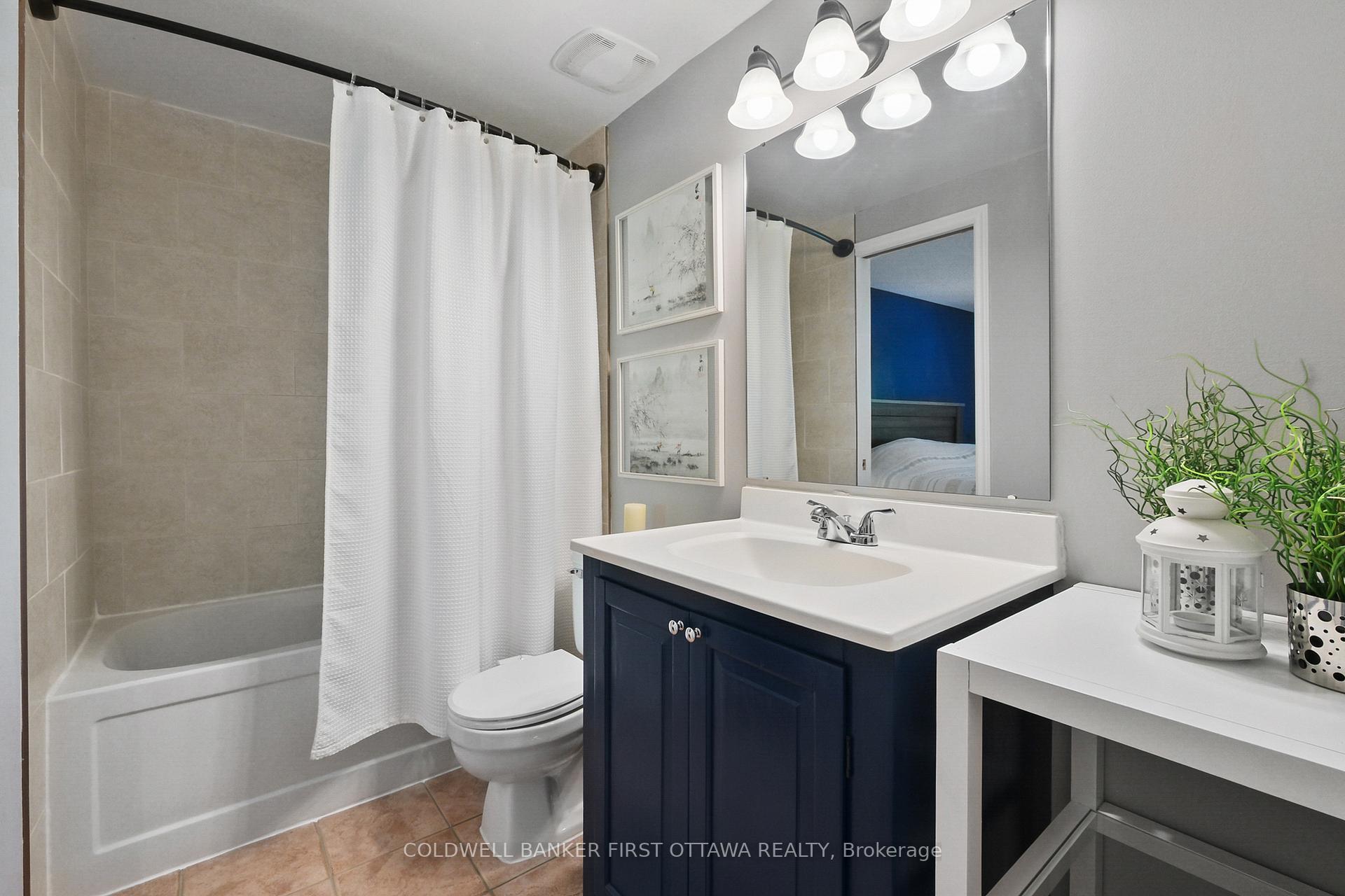 Photo 15 of 1351 Bakker Court, Ottawa, Convent Glen South — HOMEH