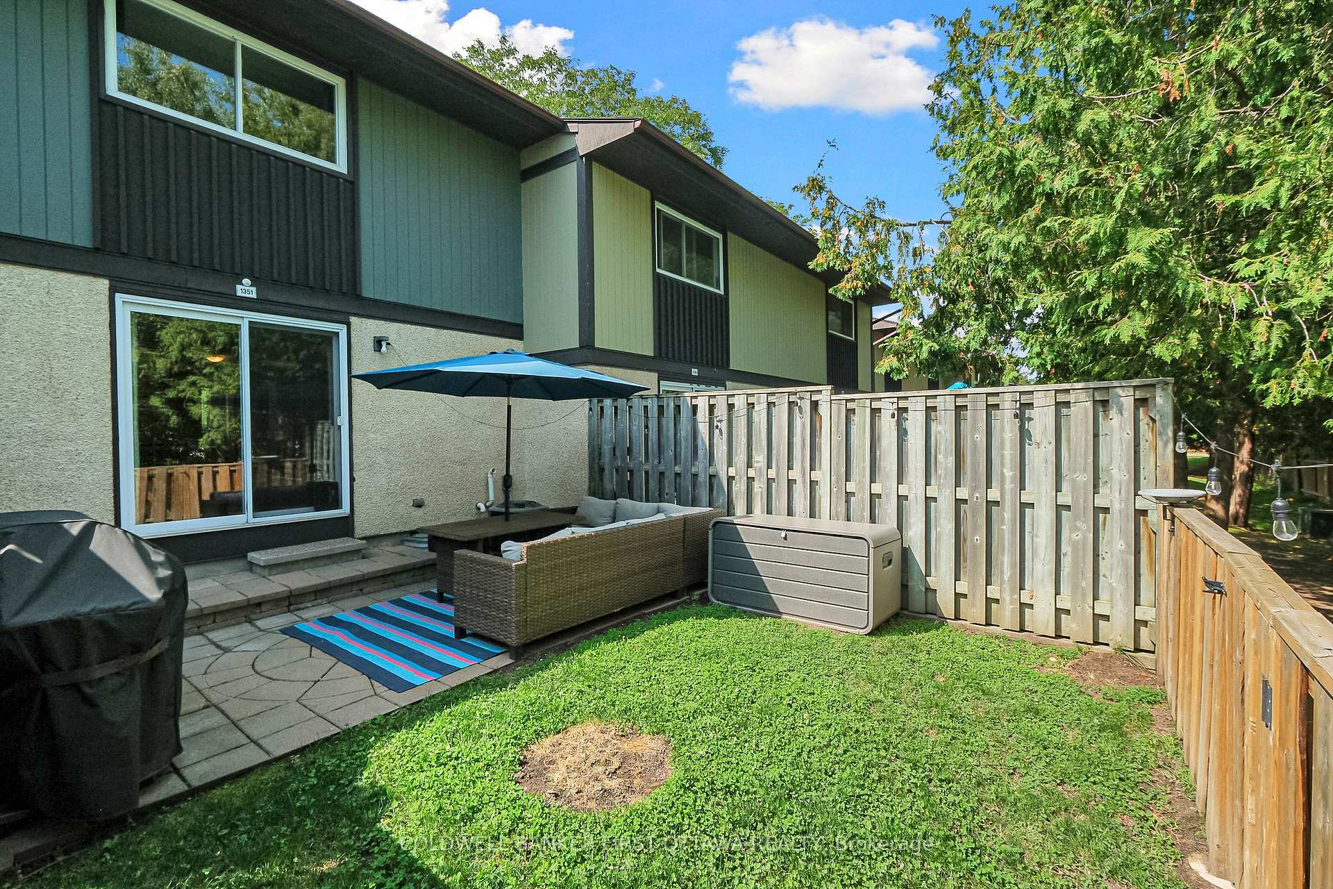 Photo 17 of 1351 Bakker Court, Ottawa, Convent Glen South — HOMEH