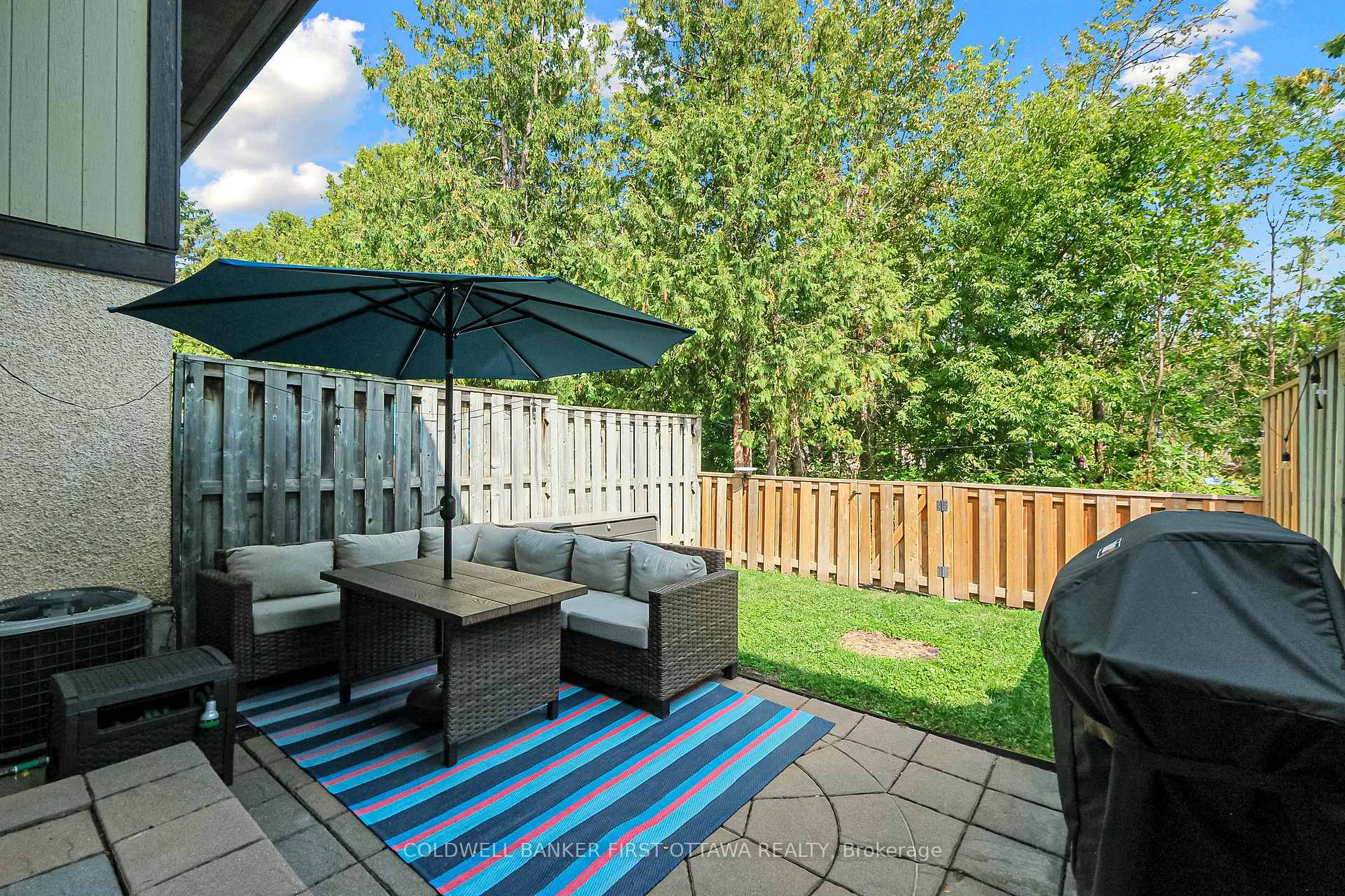 Photo 19 of 1351 Bakker Court, Ottawa, Convent Glen South — HOMEH