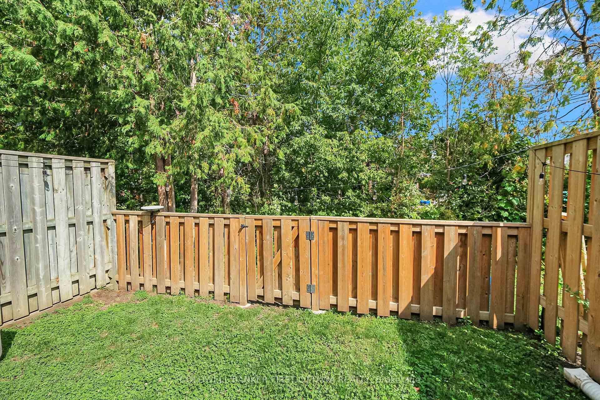 Photo 22 of 1351 Bakker Court, Ottawa, Convent Glen South — HOMEH