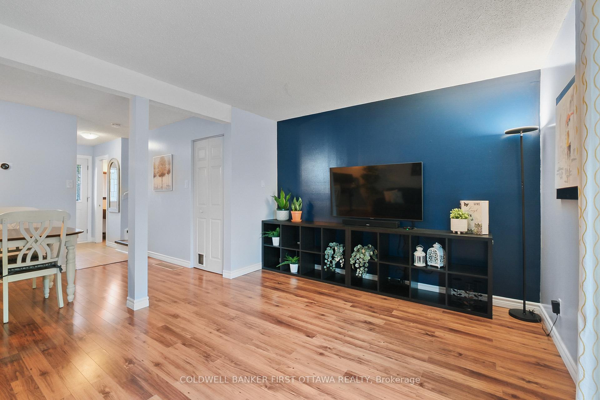 Photo 34 of 1351 Bakker Court, Ottawa, Convent Glen South — HOMEH