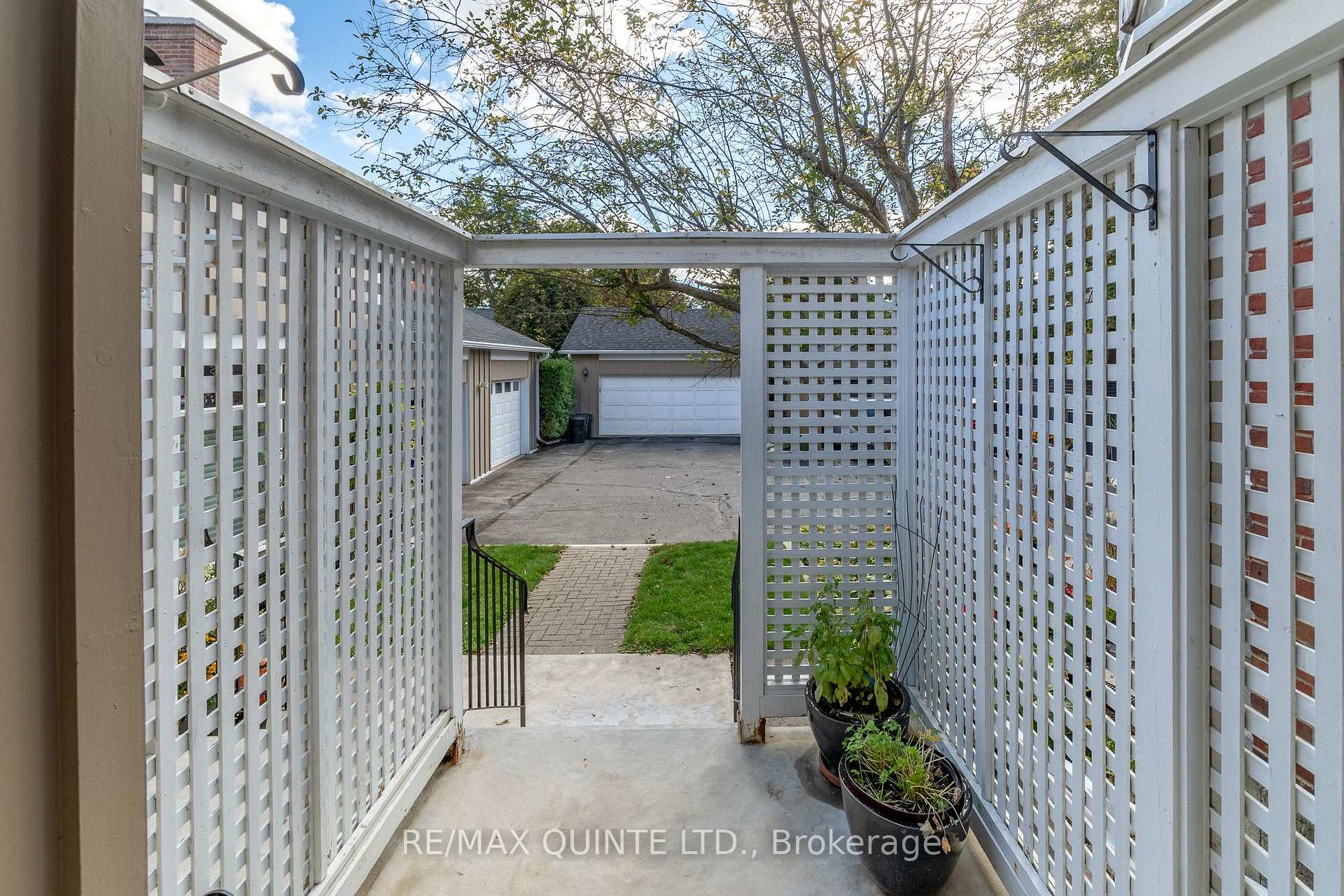 Photo 25 of Unit 2, 99 Bridge Street, Belleville, Belleville Ward — HOMEH