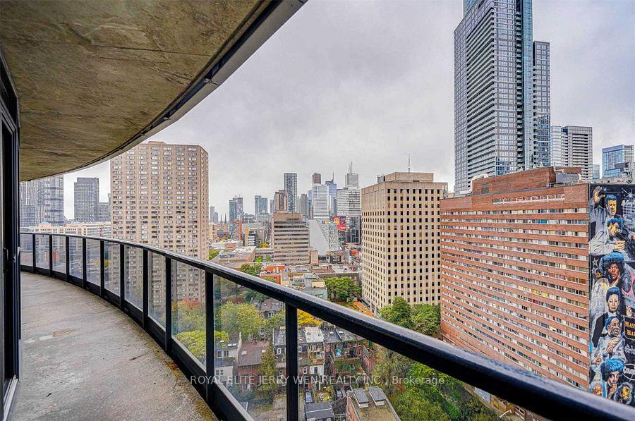Photo 11 of Unit 1804, 25 Carlton Street, Toronto, Church-Yonge Corridor — HOMEH