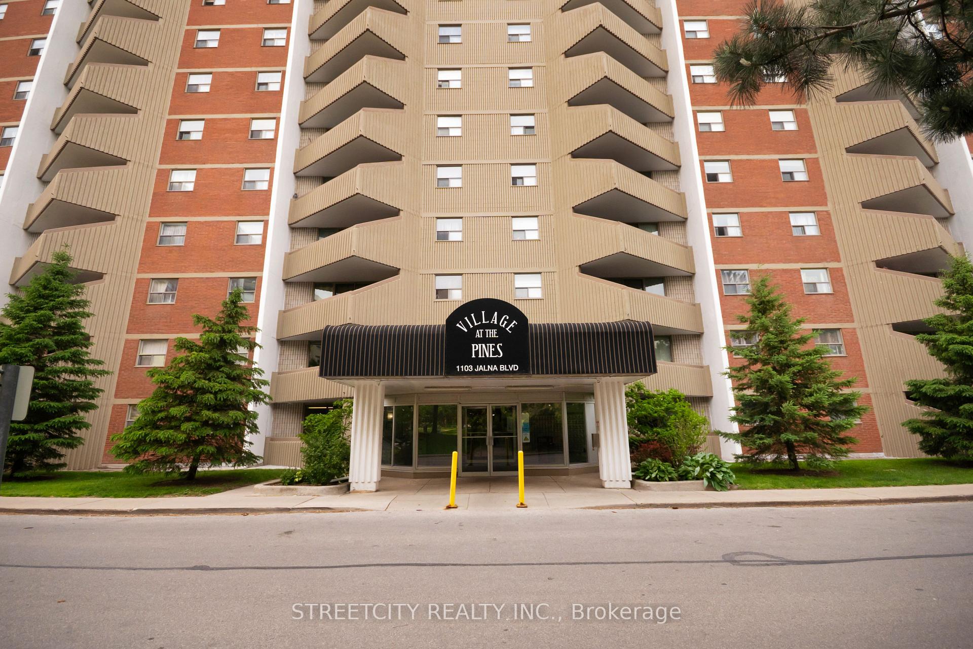 Front of Unit 109, 1103 Jalna Boulevard