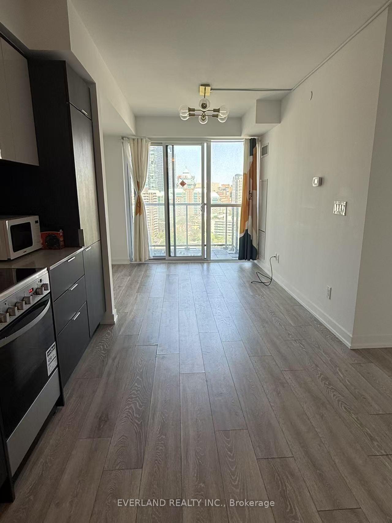 Photo 3 of Unit 1810, 159 Wellesley Street, Toronto, Cabbagetown-South St. James Town — HOMEH
