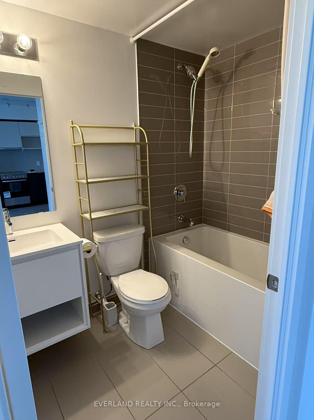 Photo 7 of Unit 1810, 159 Wellesley Street, Toronto, Cabbagetown-South St. James Town — HOMEH