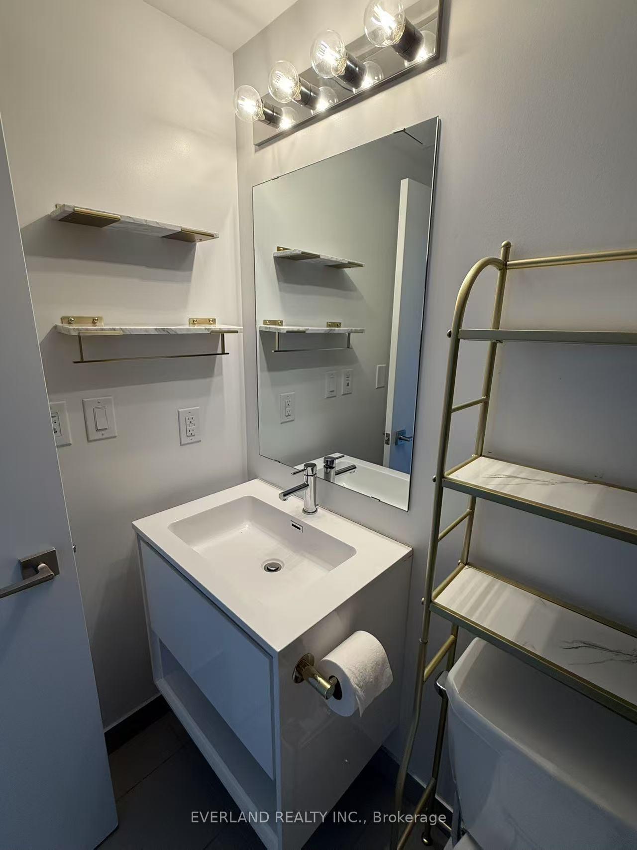 Photo 8 of Unit 1810, 159 Wellesley Street, Toronto, Cabbagetown-South St. James Town — HOMEH