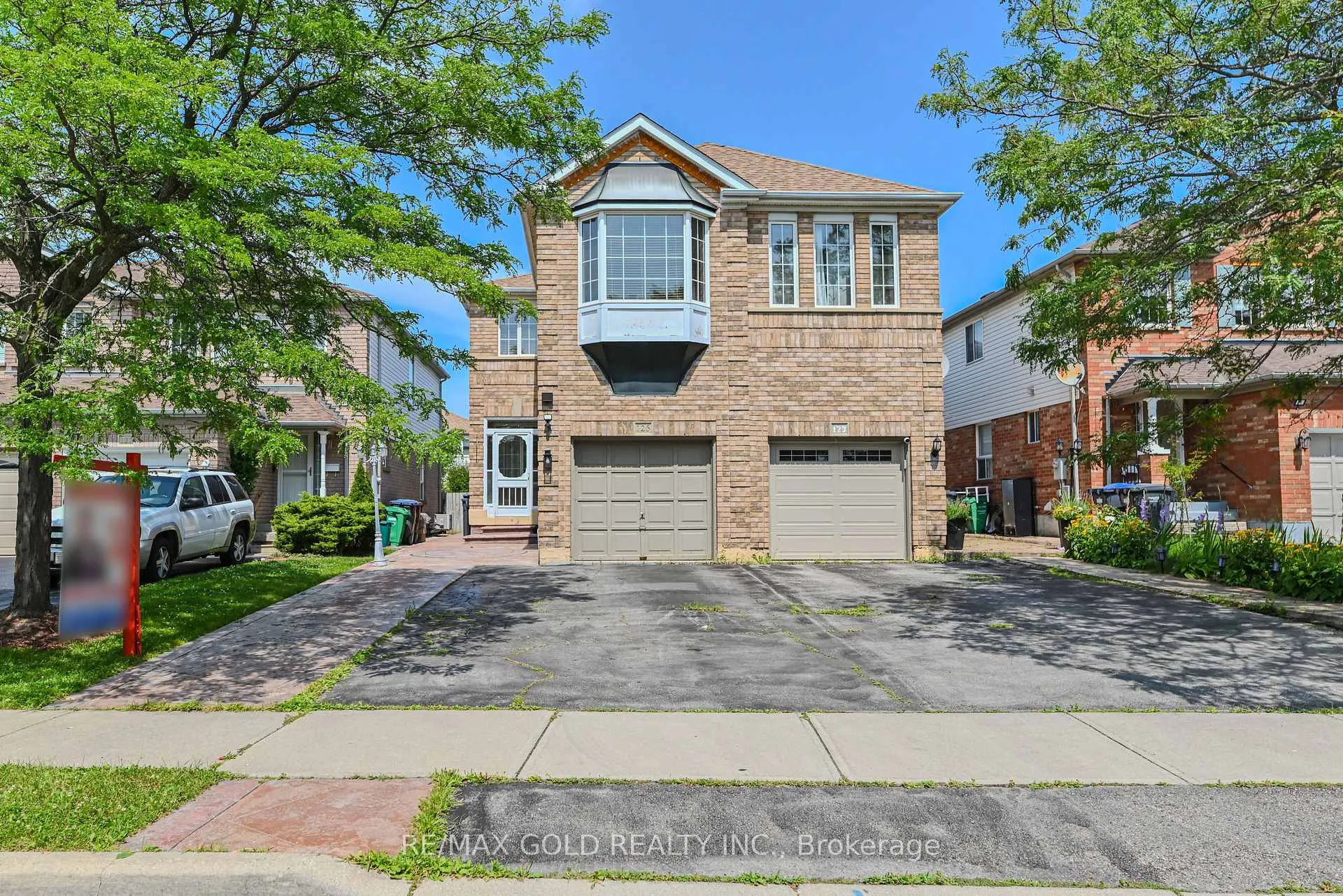 Photo 1 of 125 Bunchberry Way, Brampton, Sandringham-Wellington — HOMEH