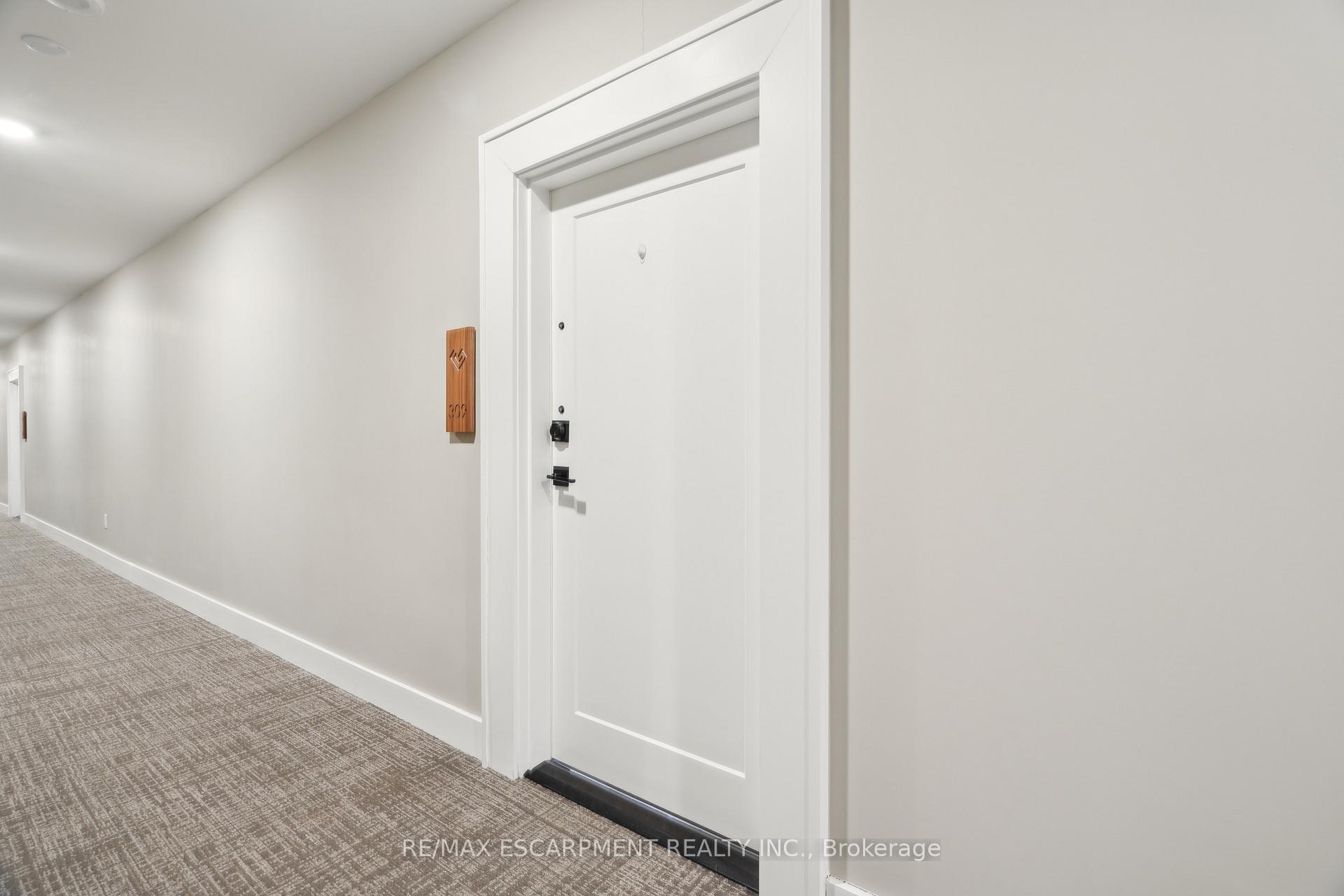 Photo 3 of Unit 309, 1878 Gordon Street, Guelph, Pineridge/Westminster Woods — HOMEH