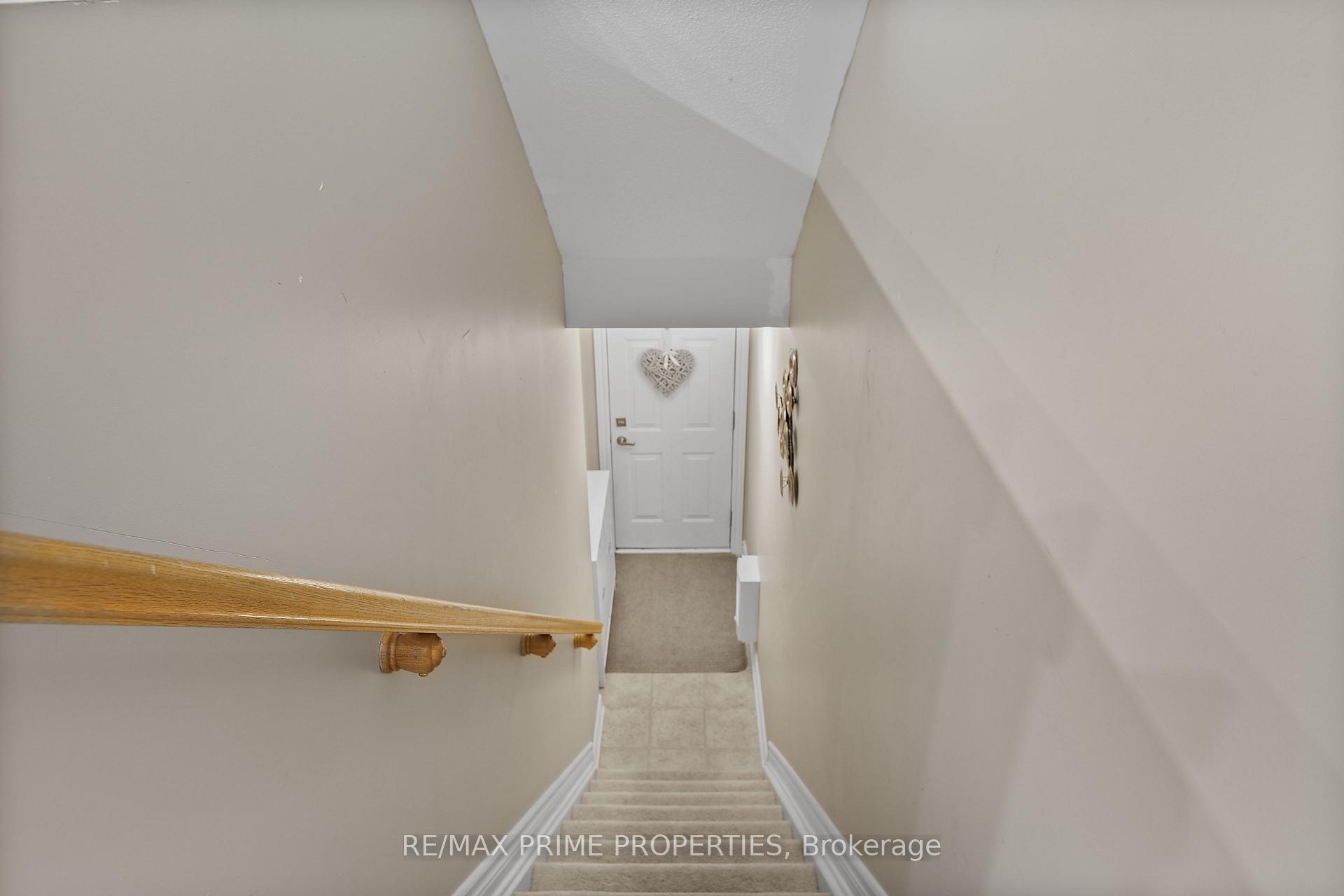 Photo 4 of 630 Lakeridge Drive, Ottawa, Avalon East — HOMEH