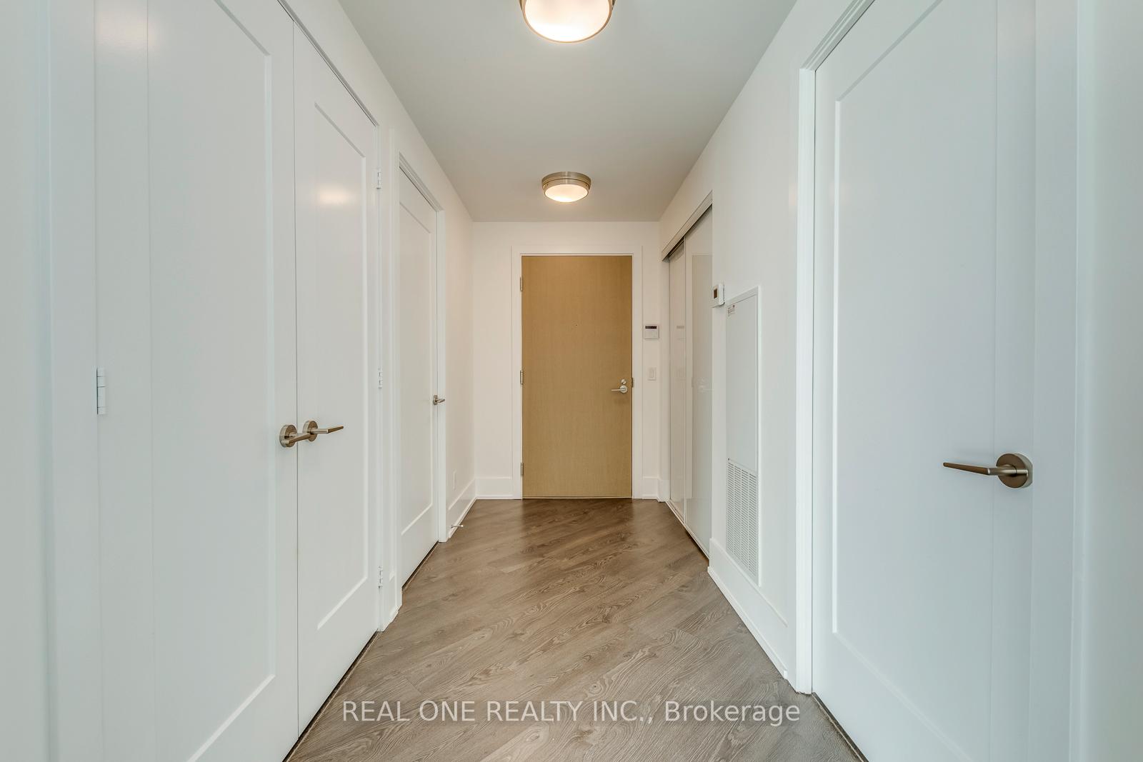 Photo 25 of Unit 818, 1 Edgewater Drive, Toronto, Waterfront Communities — HOMEH