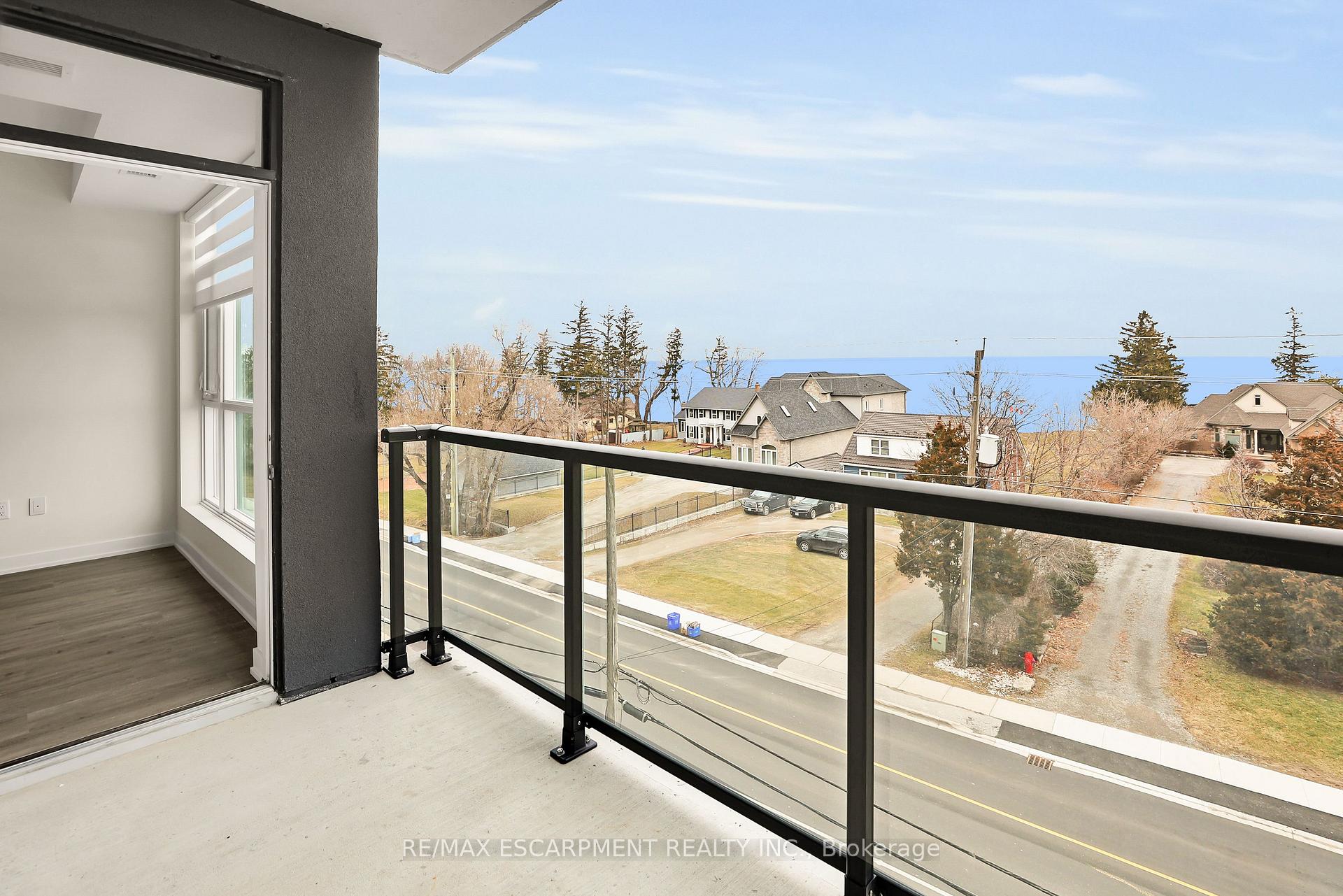 Photo 13 of Unit 412, 600 North Service Road, Hamilton, Lakeshore — HOMEH