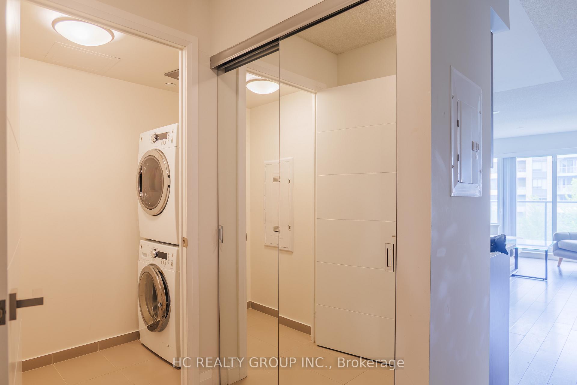 Photo 2 of Unit 507, 18 Uptown Drive, Markham, Unionville — HOMEH