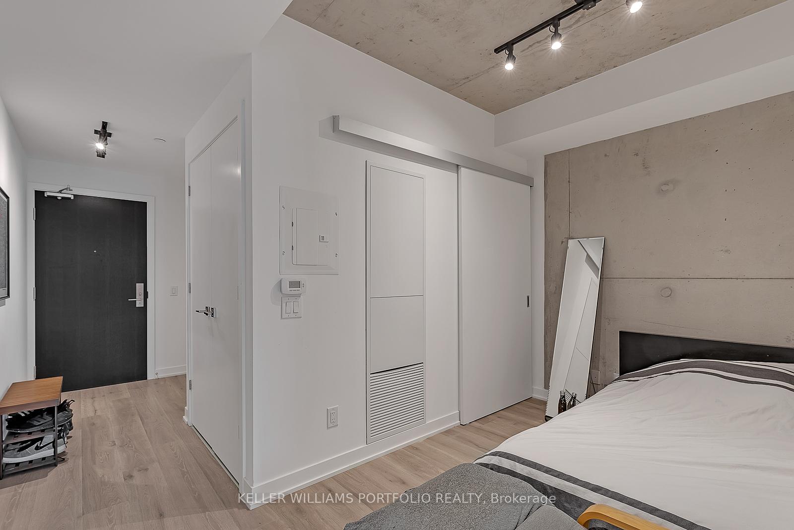 Photo 6 of Unit 615, 55 Ontario Street, Toronto, Moss Park — HOMEH